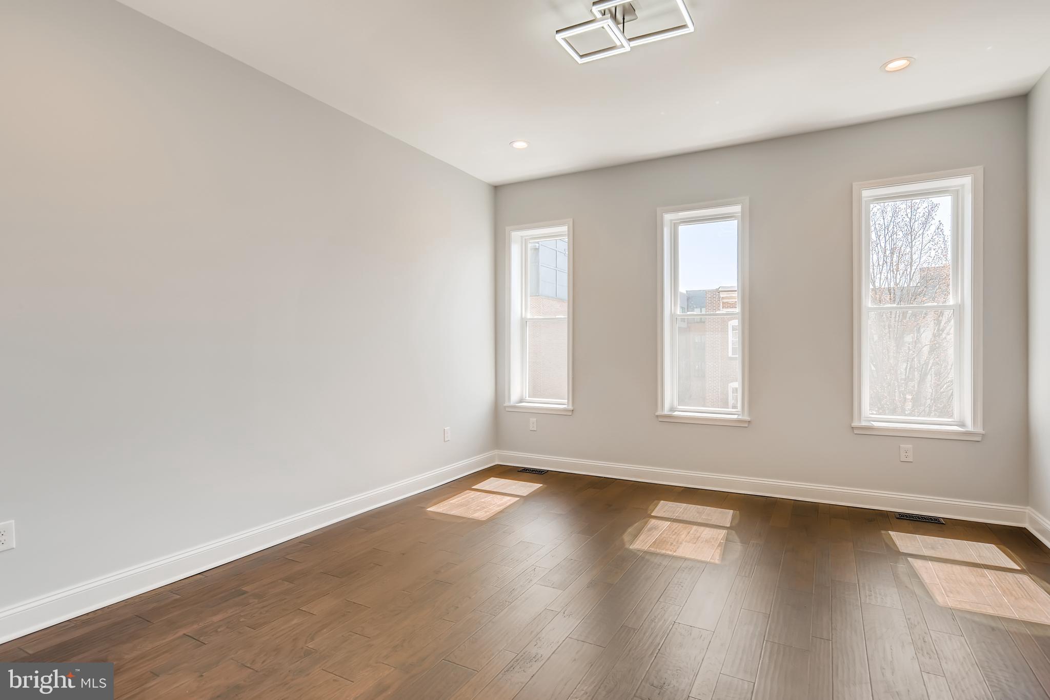 BARCLAY - GREENMOUNT - Residential