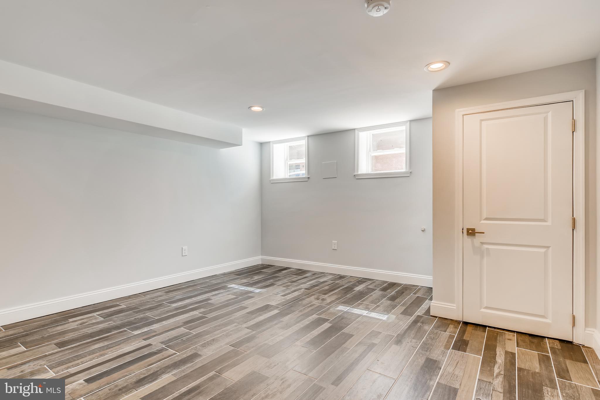 BARCLAY - GREENMOUNT - Residential