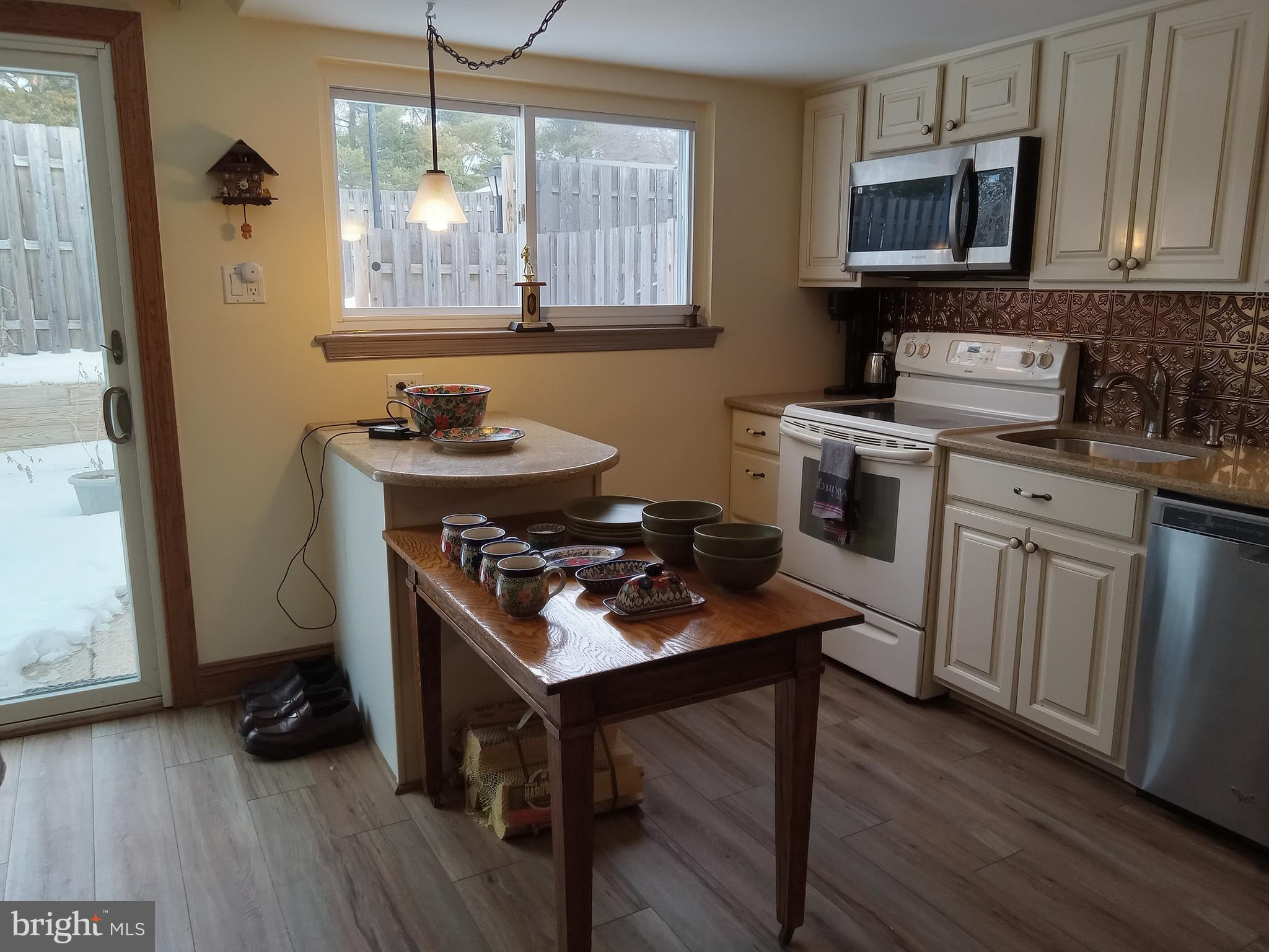 CHATHAM VIL OF TOW - Residential