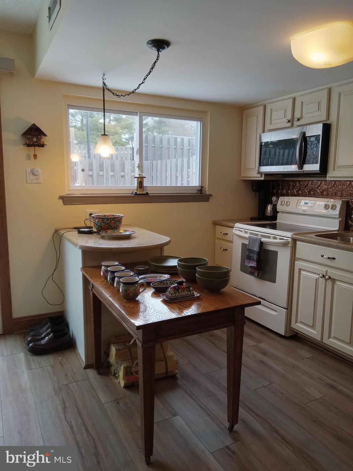 CHATHAM VIL OF TOW - Residential