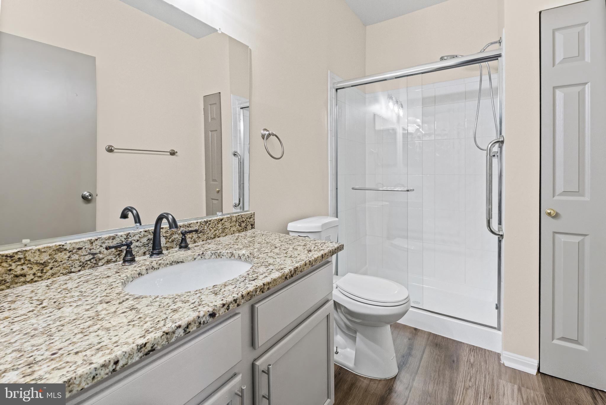 BRISTOL PARK - Residential