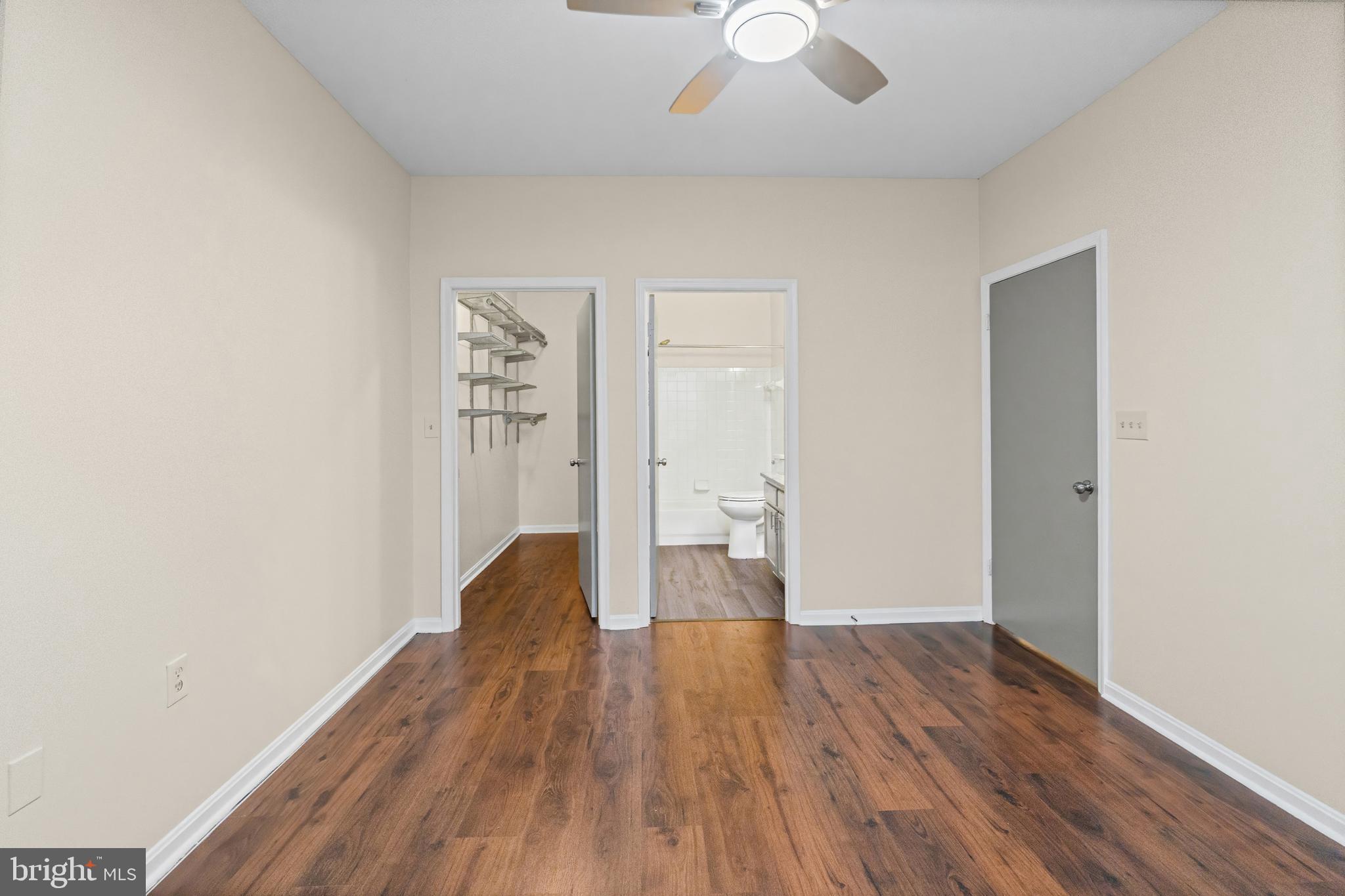 BRISTOL PARK - Residential