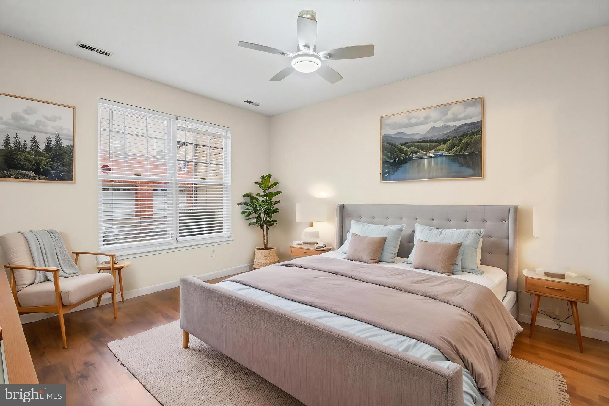 BRISTOL PARK - Residential