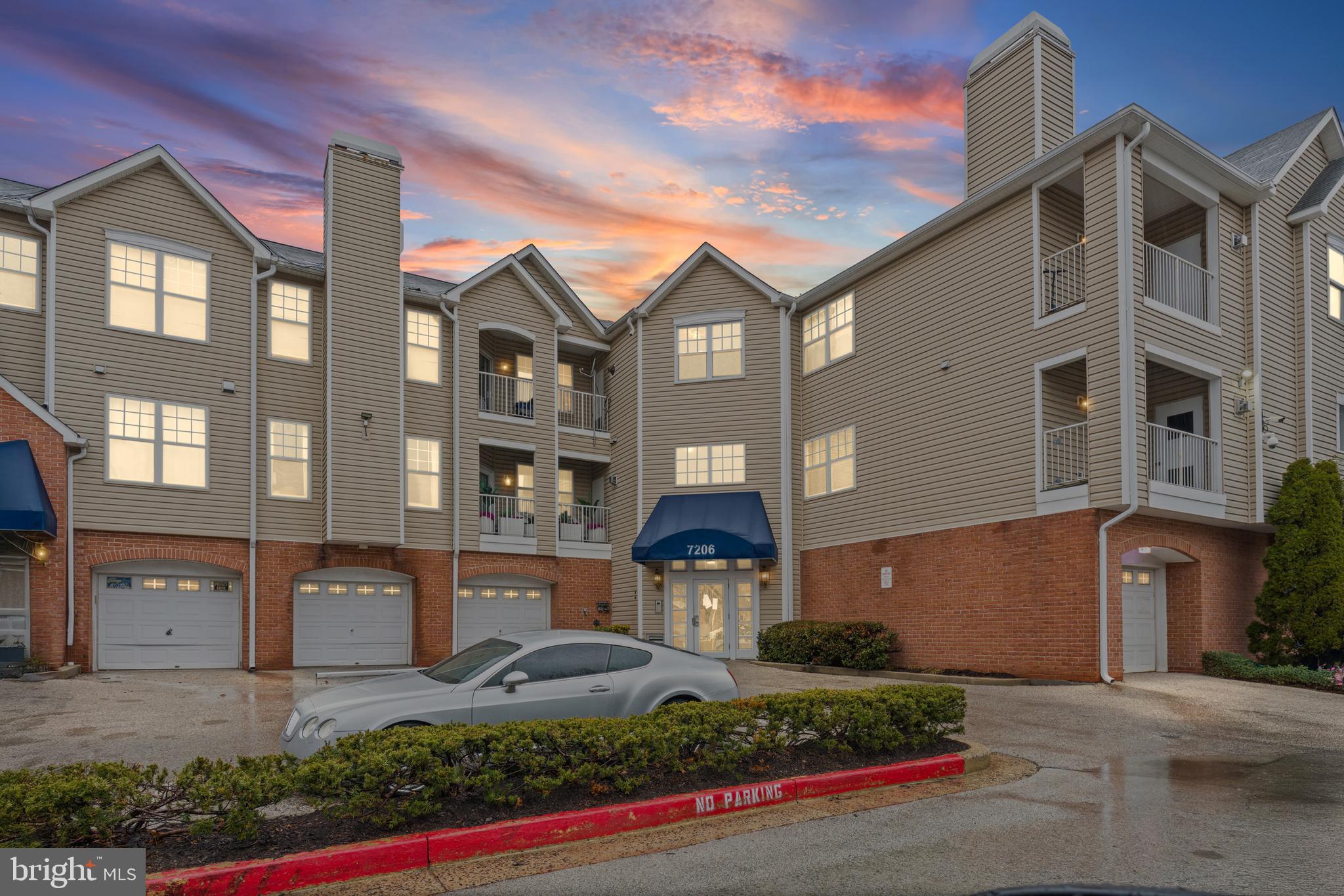 BRISTOL PARK - Residential