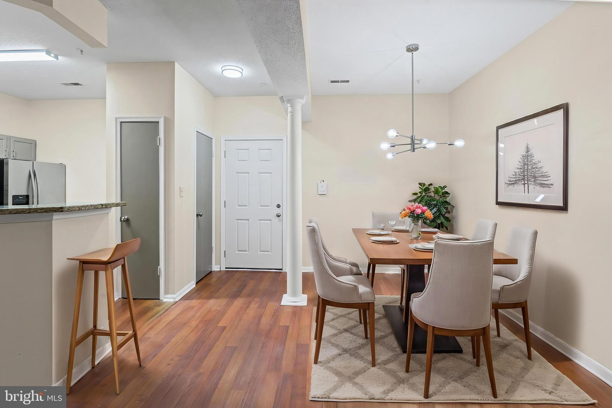 BRISTOL PARK - Residential