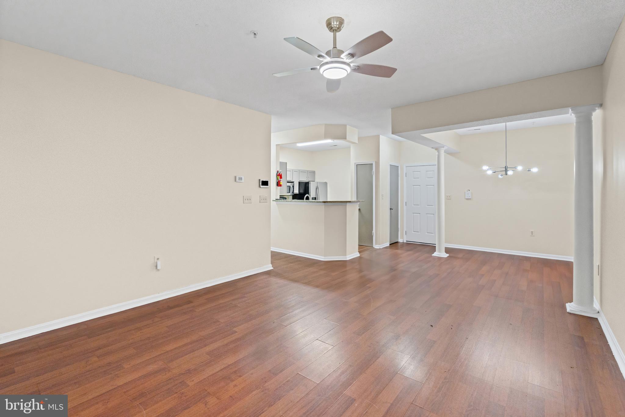 BRISTOL PARK - Residential