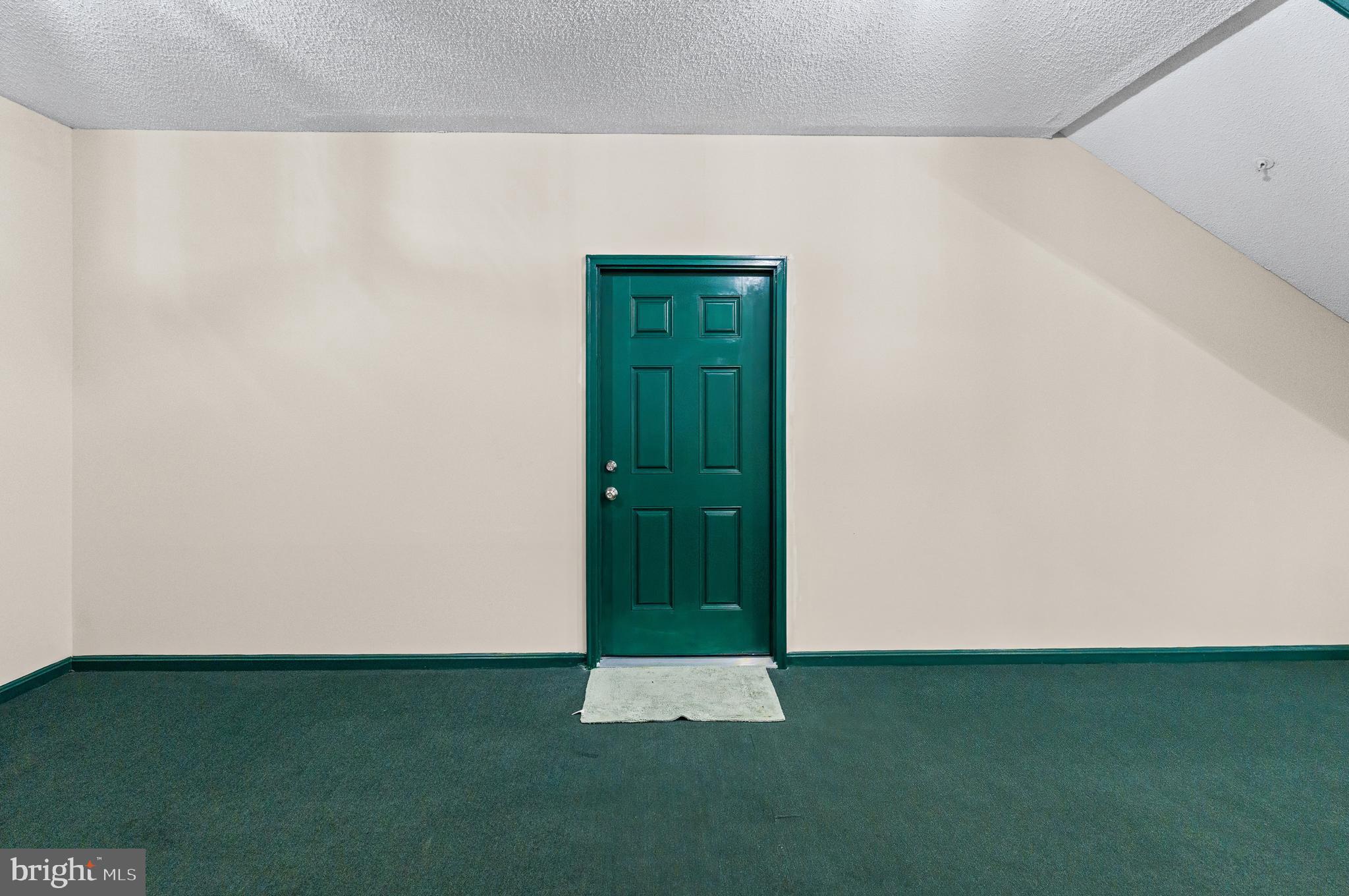 BRISTOL PARK - Residential