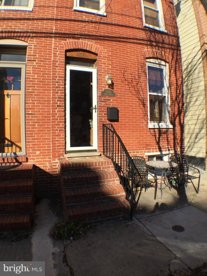 Beautifully renovated home in Locust Point!  This massively large home (1684 sq ft) features an open floorplan, lots of light, hardwood floors, exposed brick, large sized kitchen w/ SS appliances, 2 master bedroom suites each w/ their own master baths, ROOFTOP DECK, central AC, finished basement - could be a third bedroom or den w/ another full bath! Close to UA & water taxi. Enjoy the CITY LIFE!