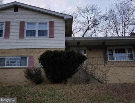 LINCOLNIA HILLS - Residential