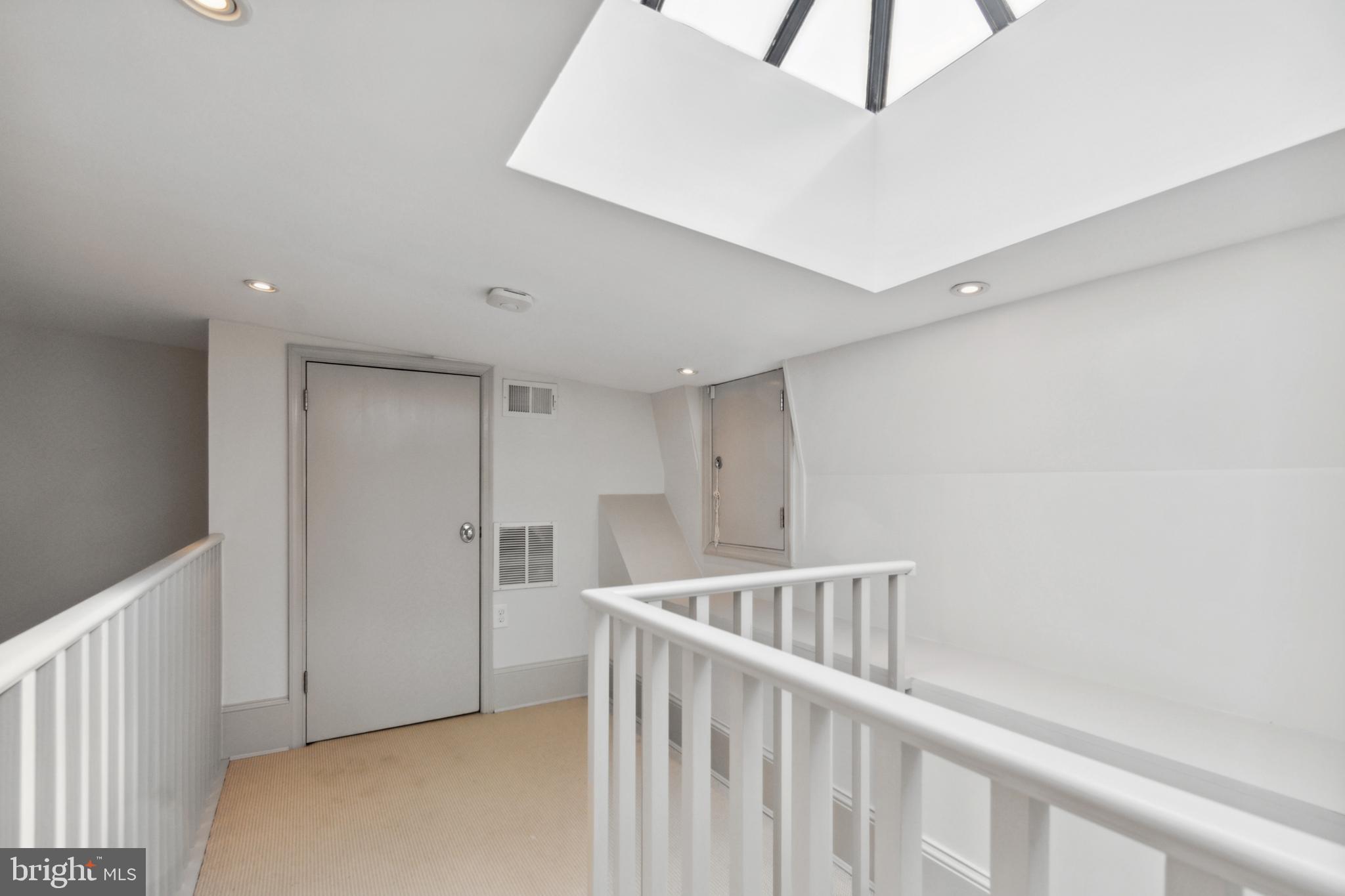 DUPONT CIRCLE - Residential