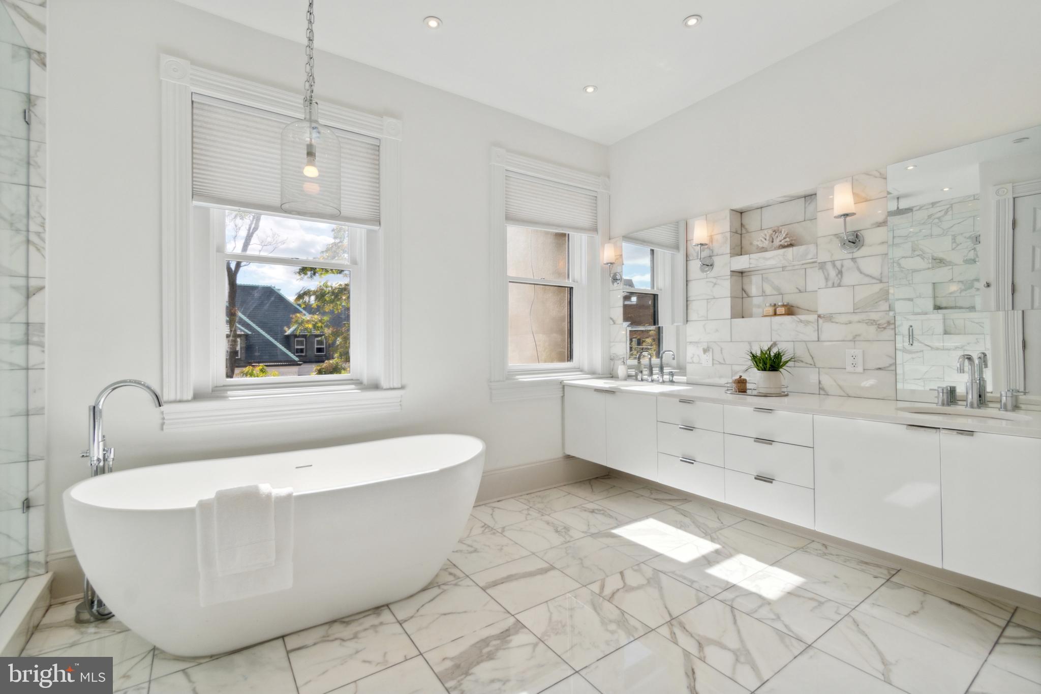 DUPONT CIRCLE - Residential