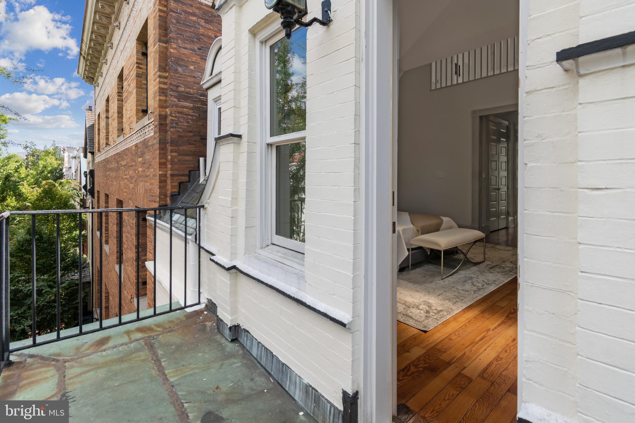 DUPONT CIRCLE - Residential