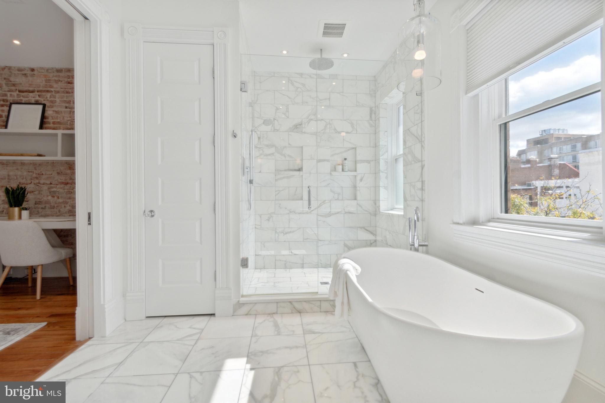 DUPONT CIRCLE - Residential