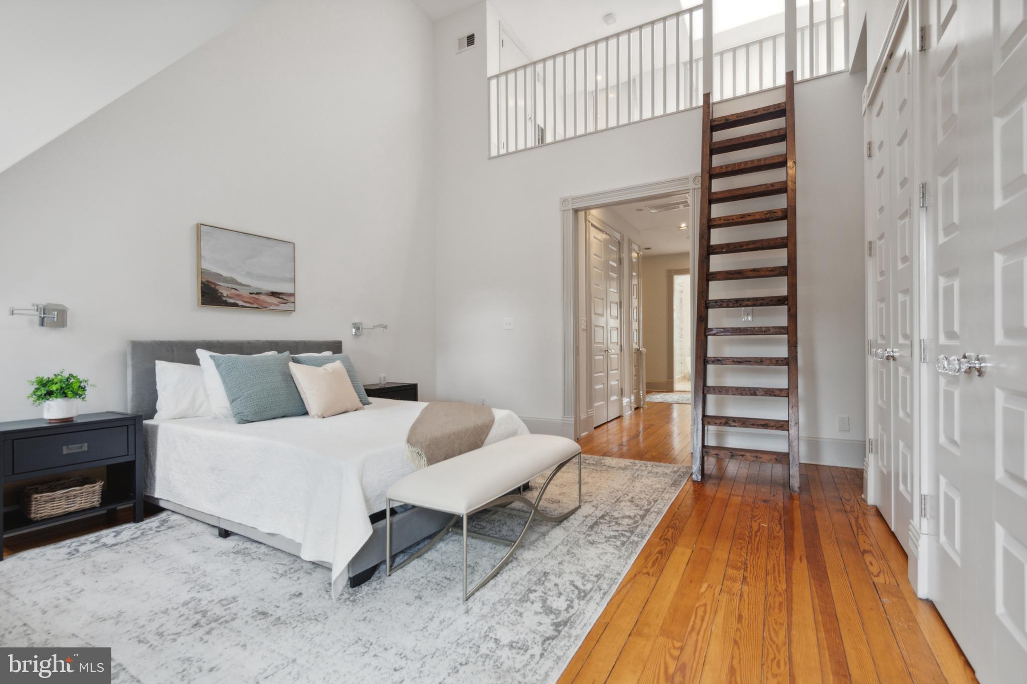 DUPONT CIRCLE - Residential
