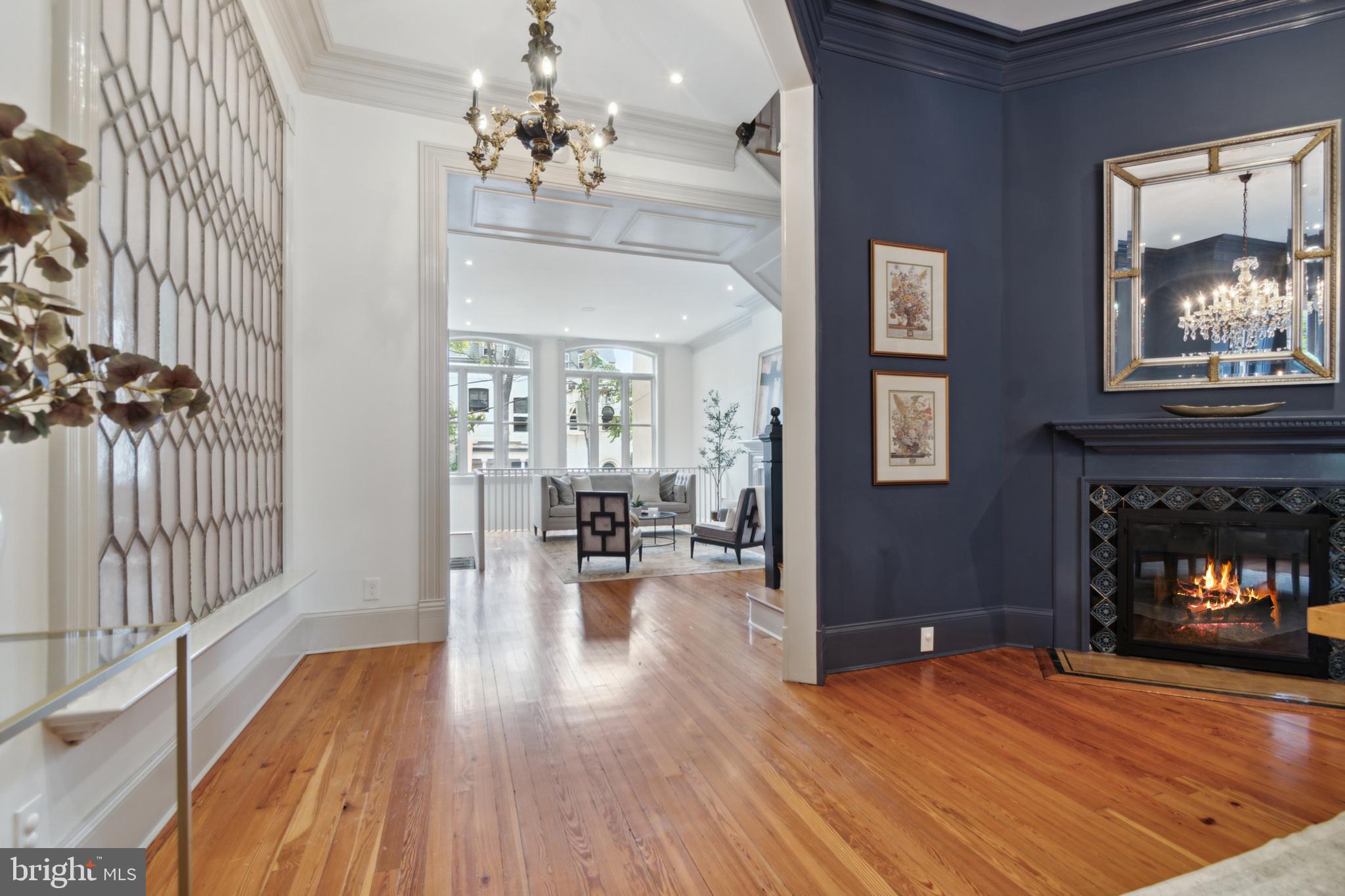 DUPONT CIRCLE - Residential