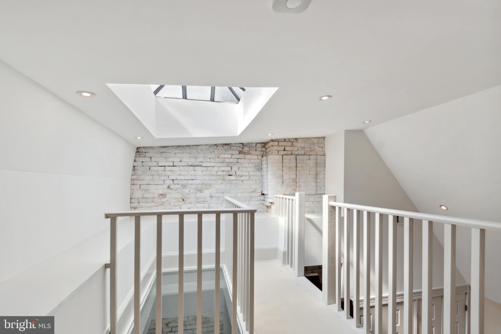 DUPONT CIRCLE - Residential