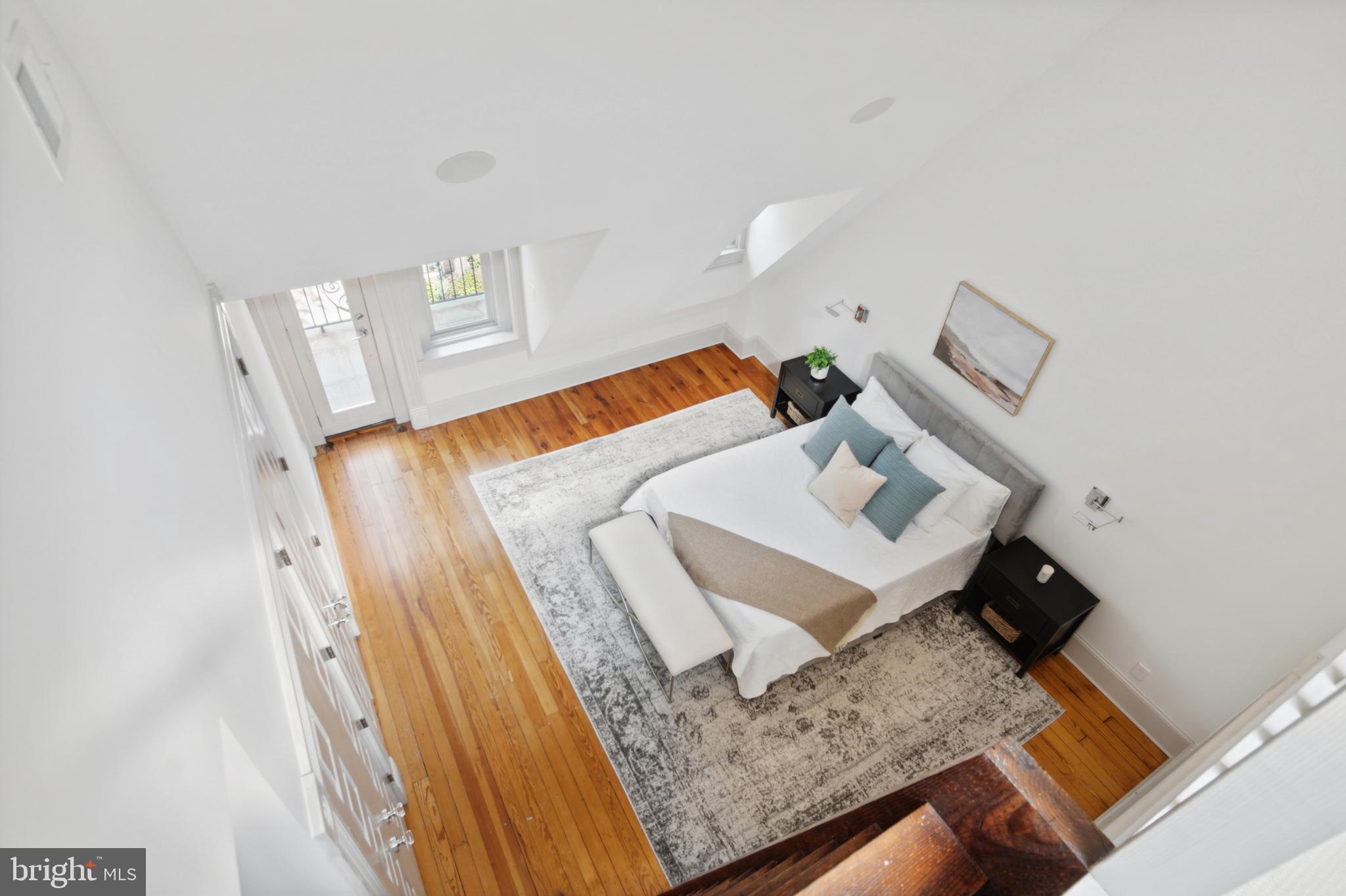 DUPONT CIRCLE - Residential