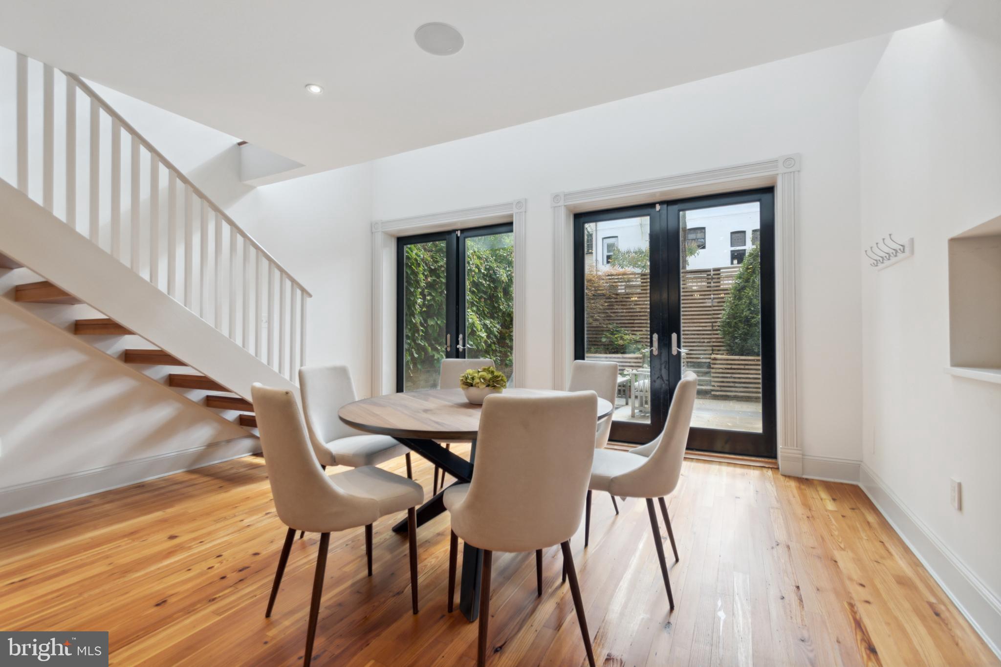 DUPONT CIRCLE - Residential