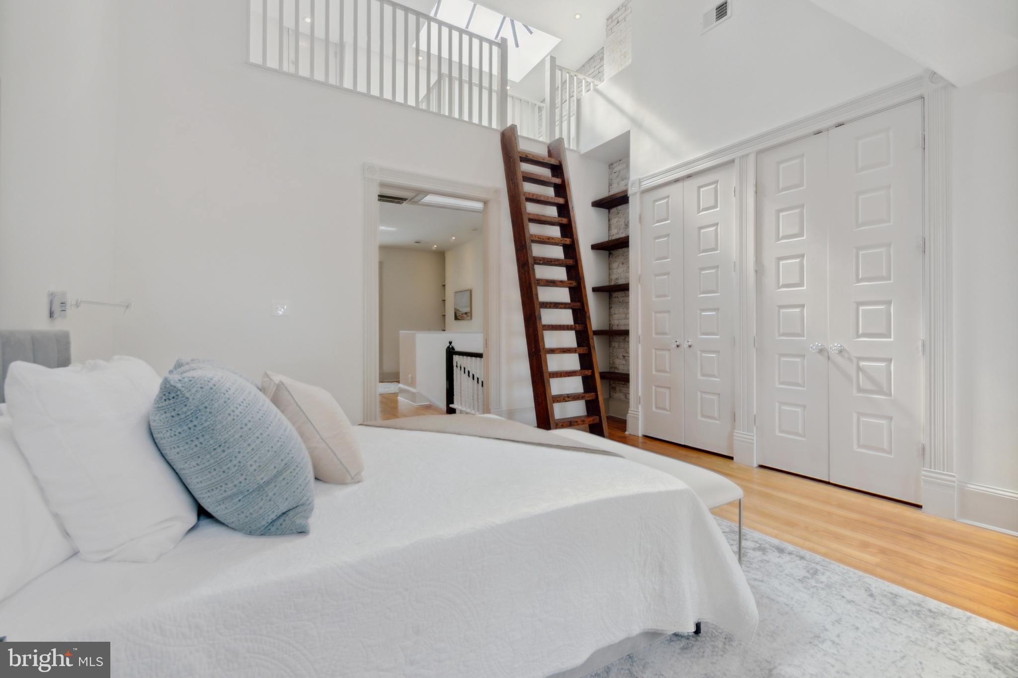 DUPONT CIRCLE - Residential