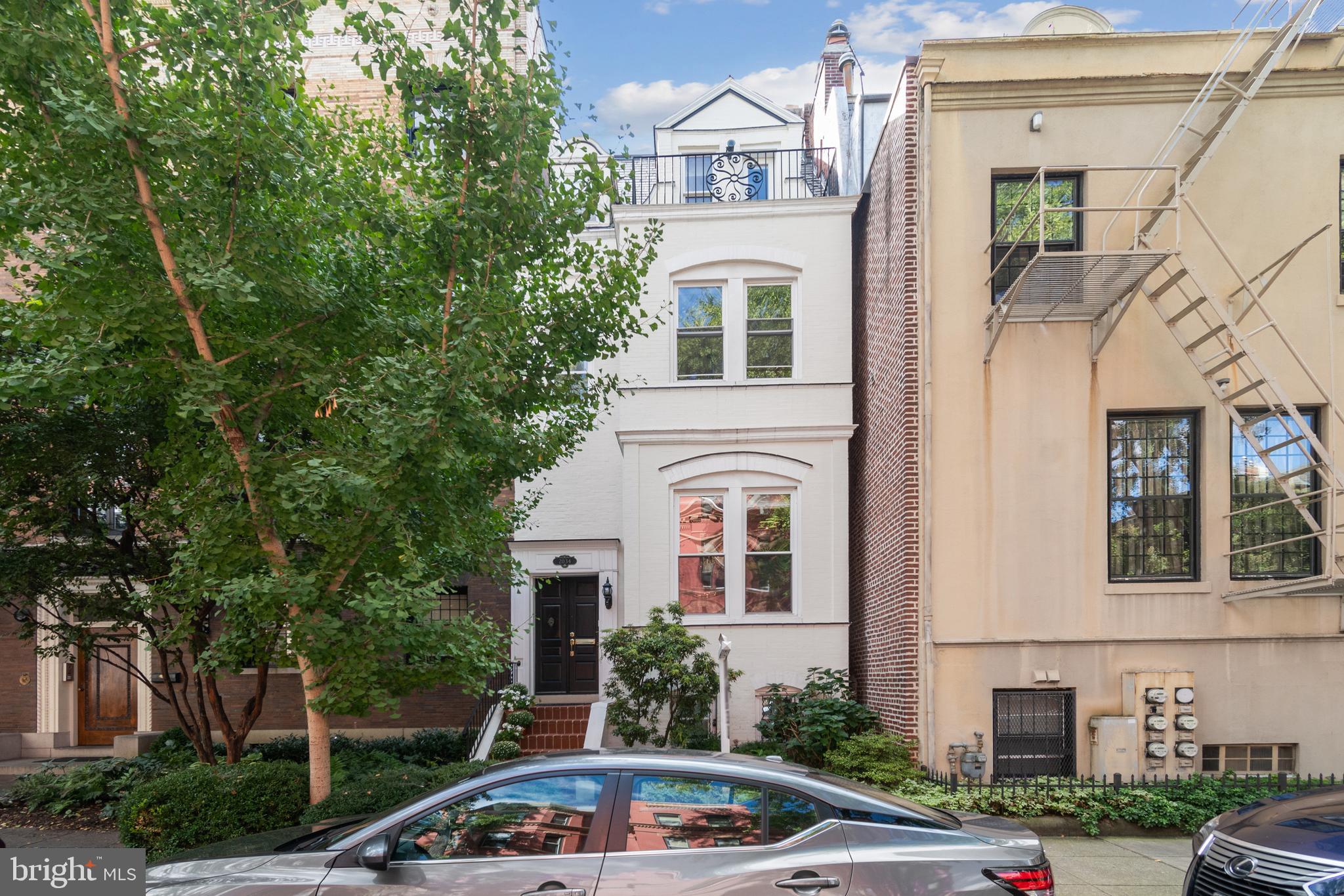 DUPONT CIRCLE - Residential