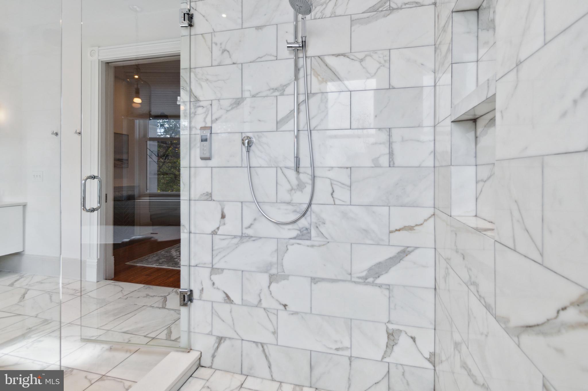 DUPONT CIRCLE - Residential
