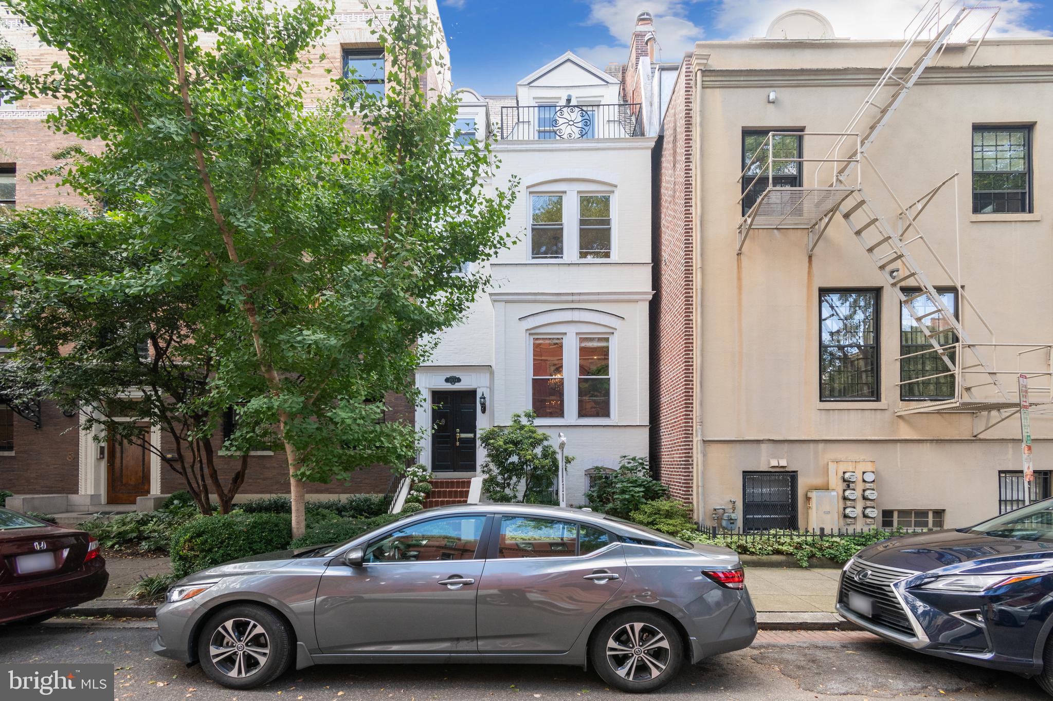 DUPONT CIRCLE - Residential