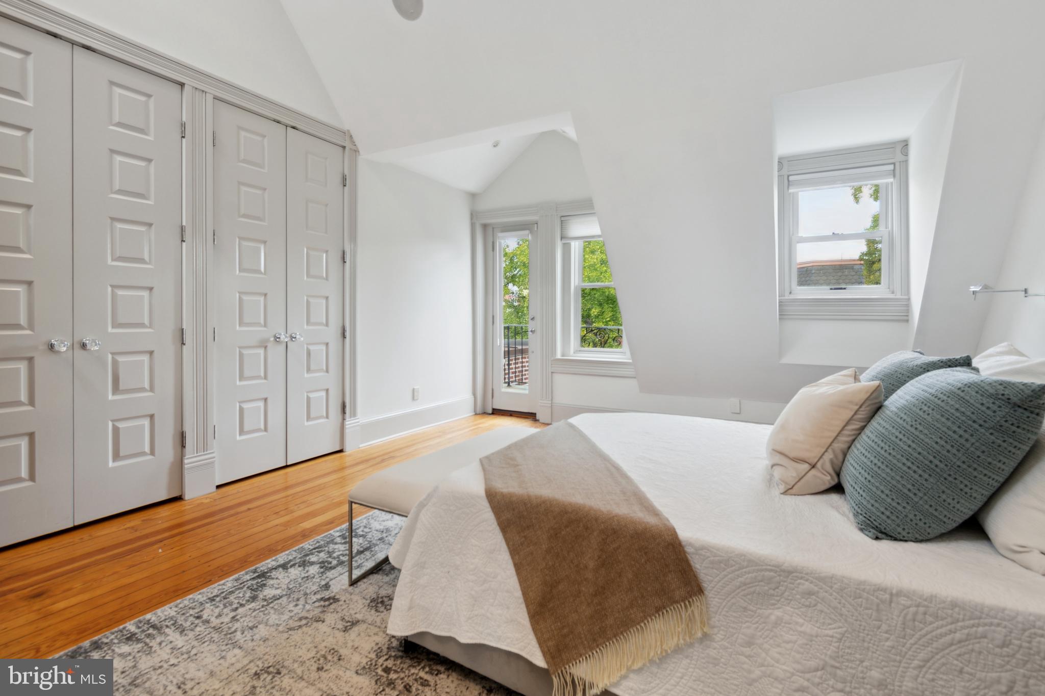 DUPONT CIRCLE - Residential