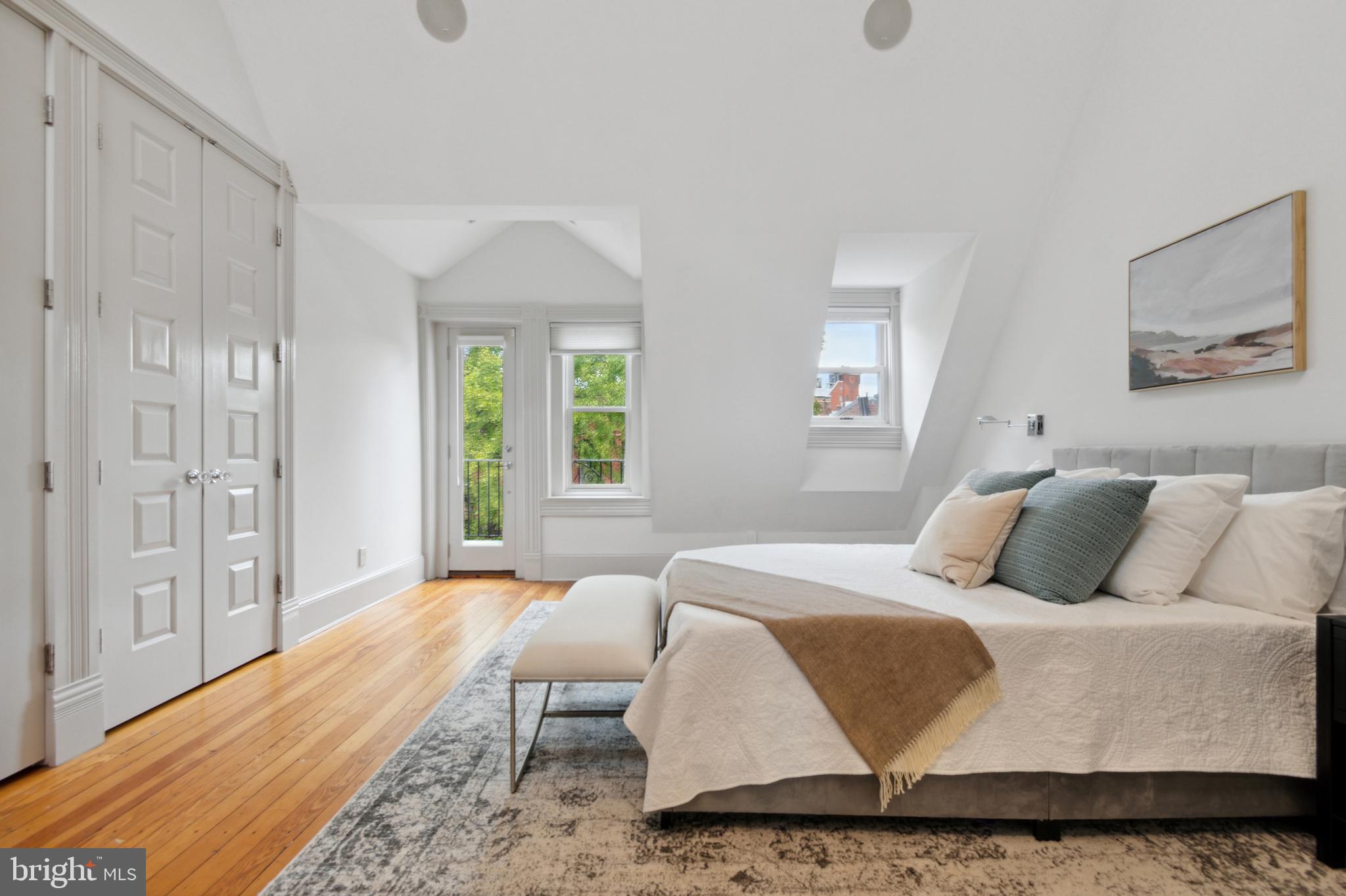 DUPONT CIRCLE - Residential
