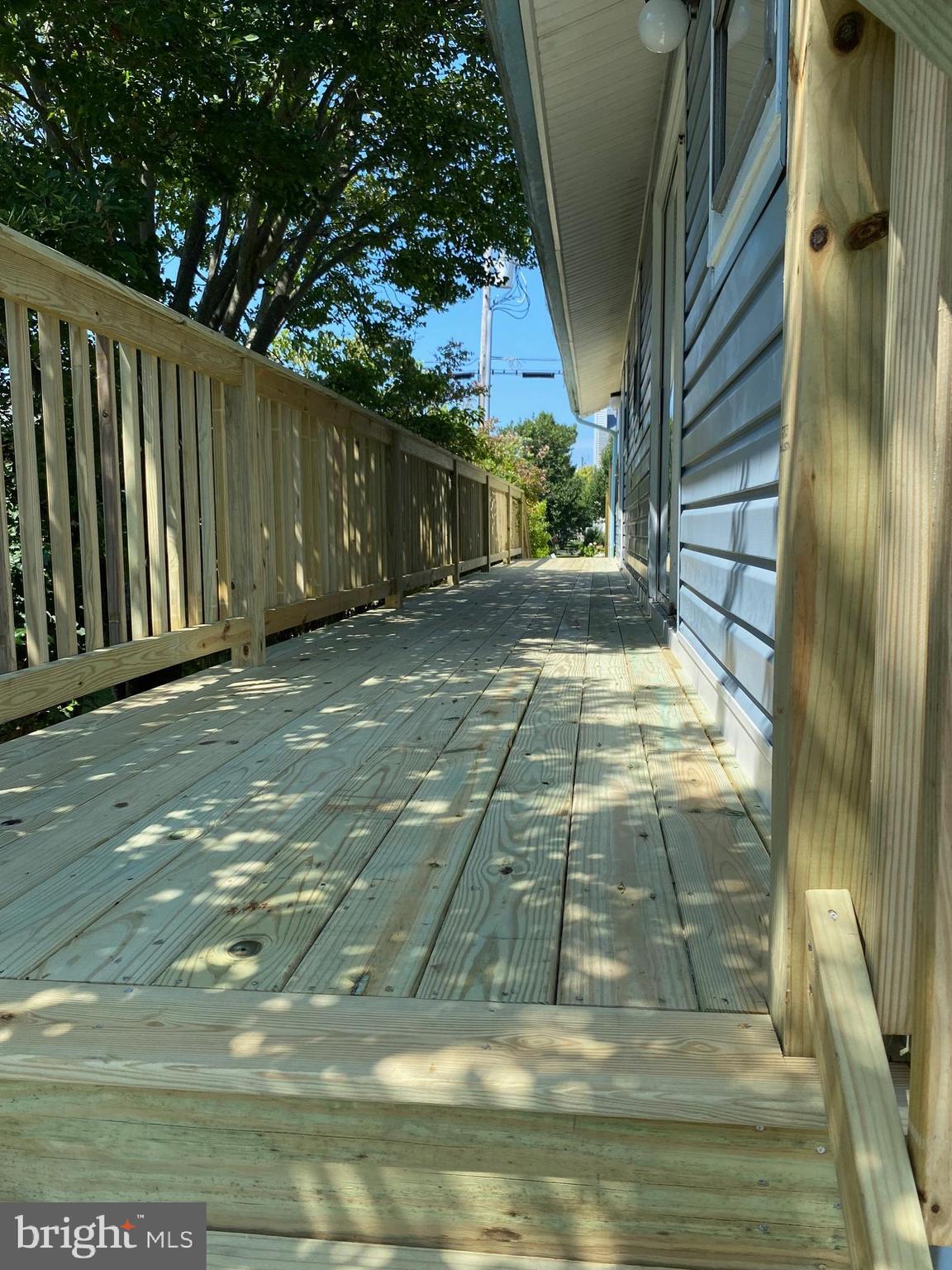 CAINE KEYS II - Residential