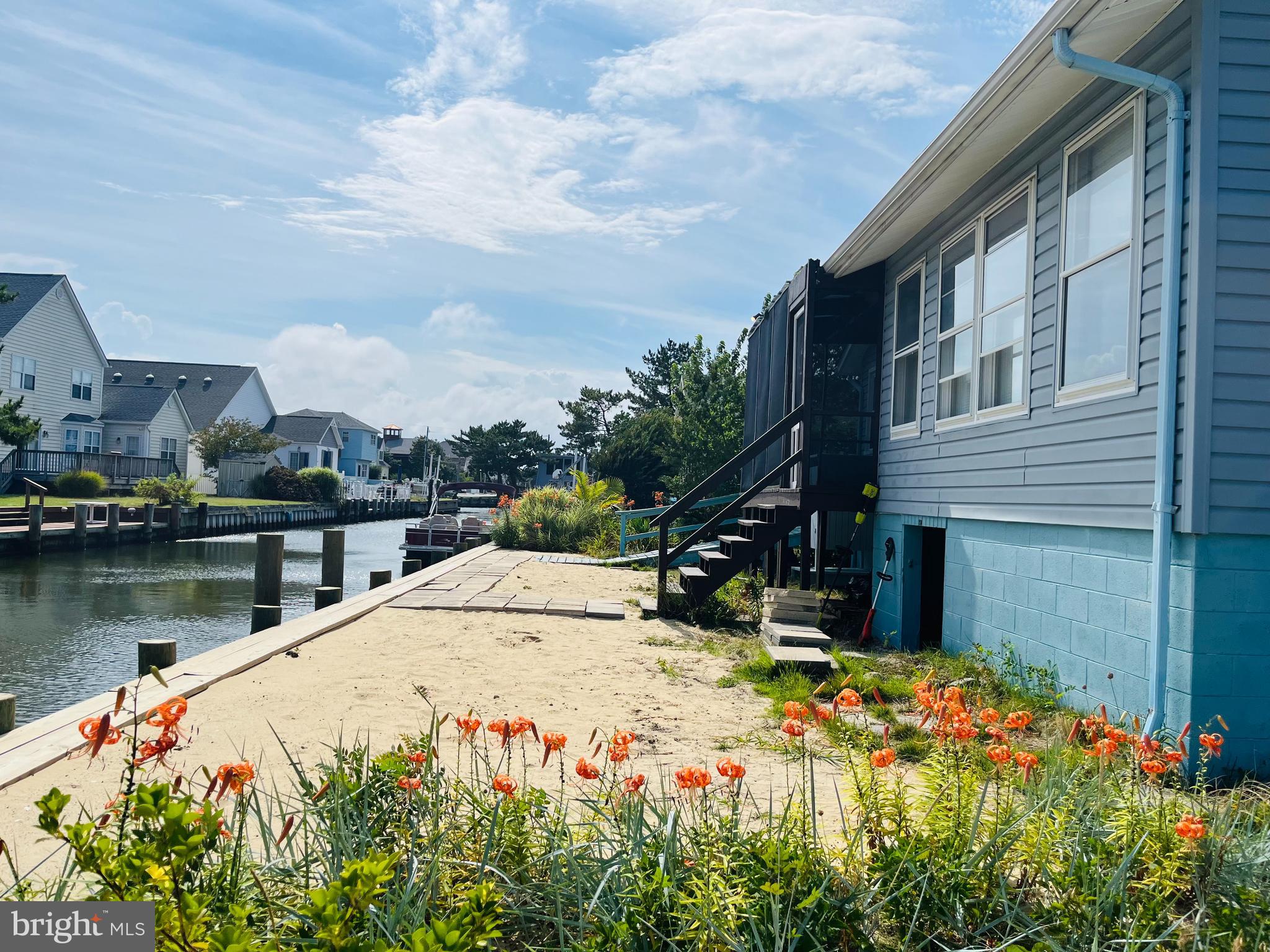 CAINE KEYS II - Residential