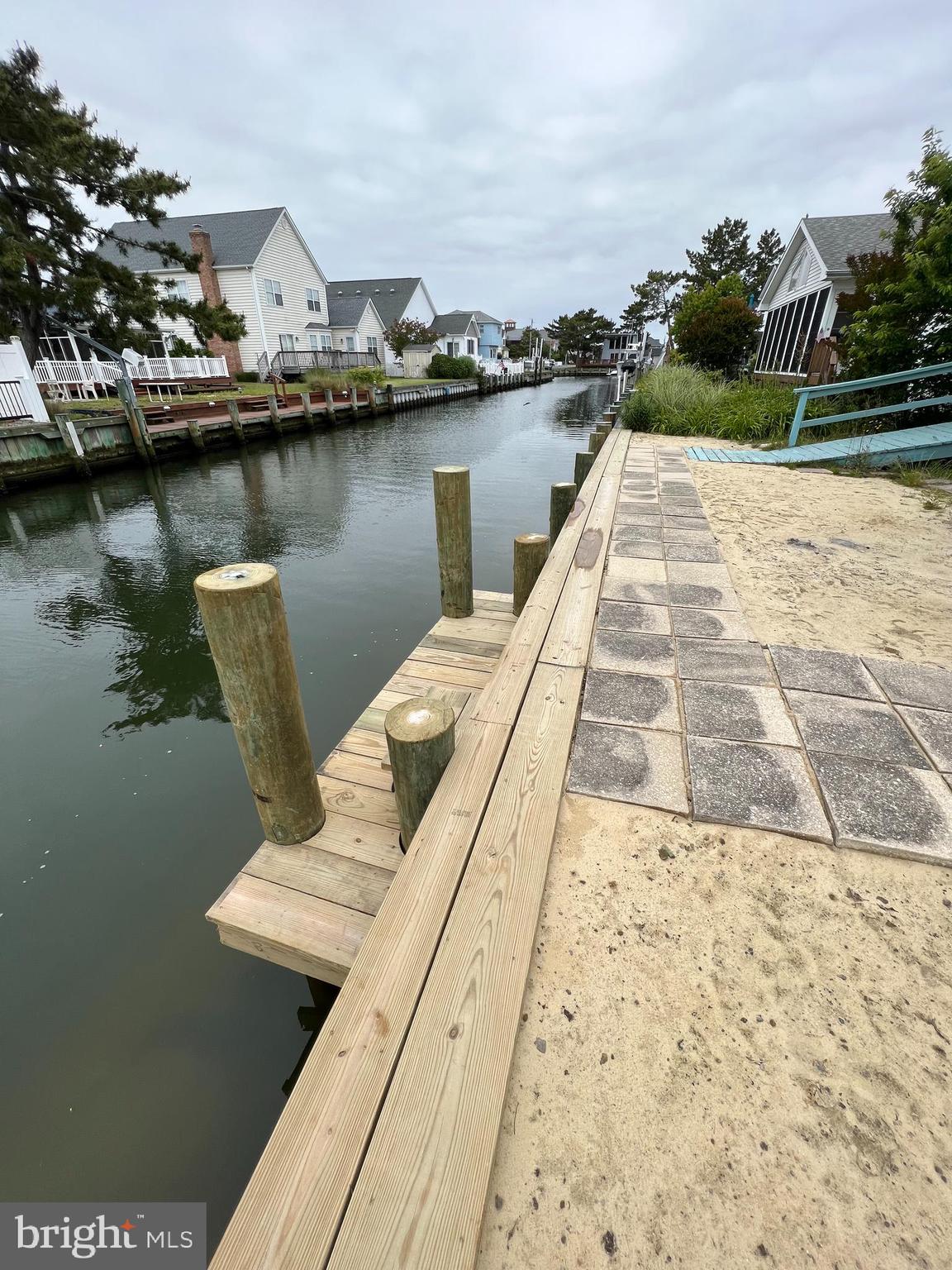 CAINE KEYS II - Residential