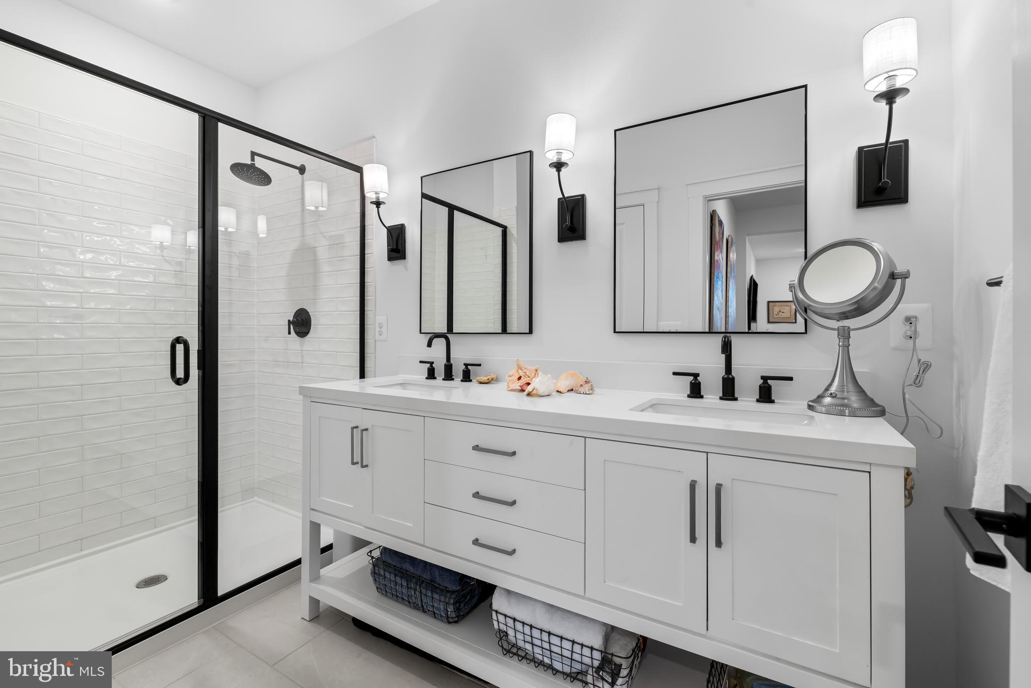 LOCKE LANDING - Residential