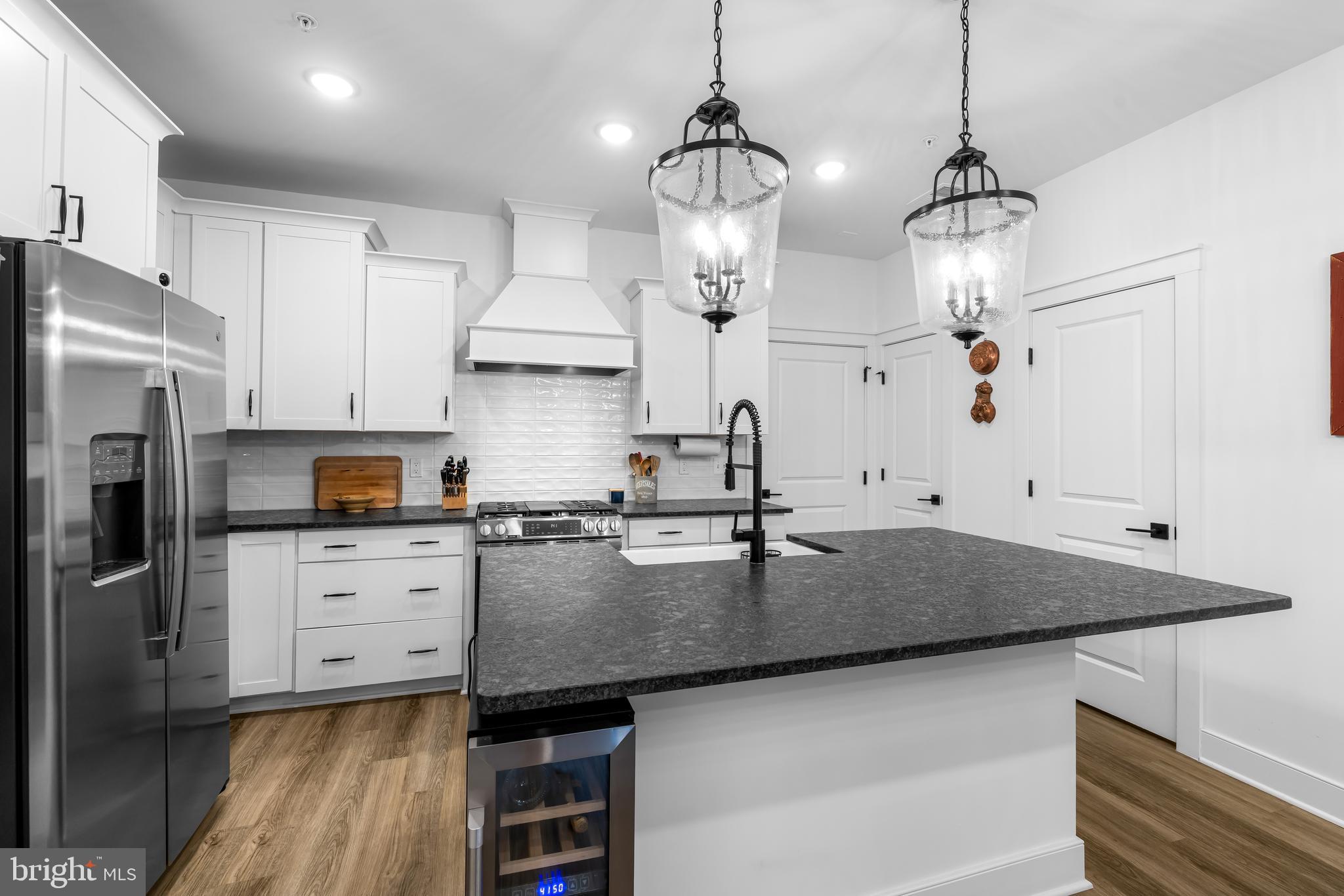 LOCKE LANDING - Residential