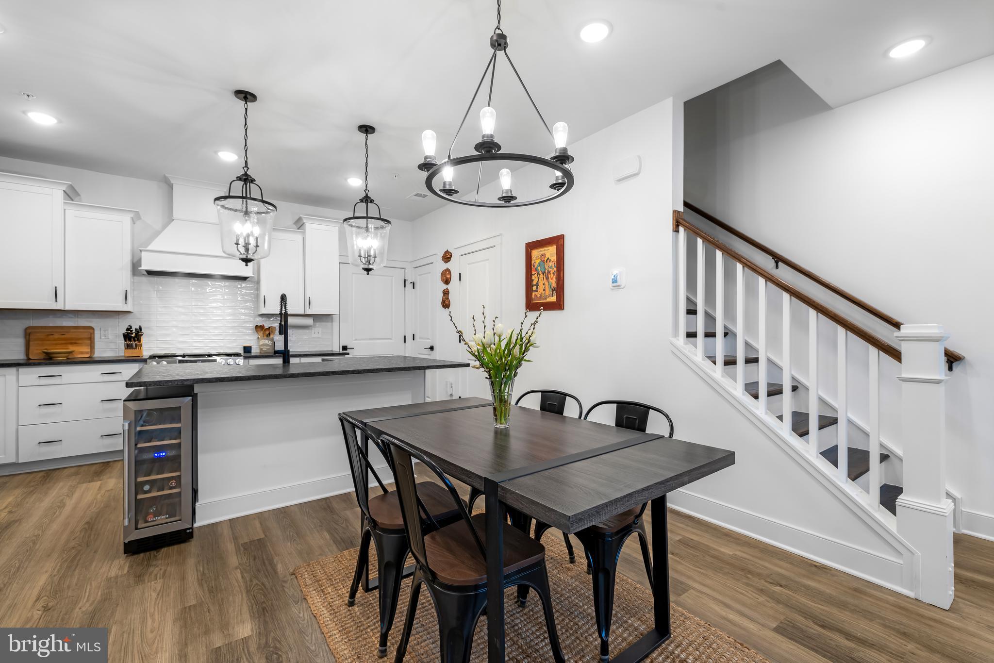 LOCKE LANDING - Residential