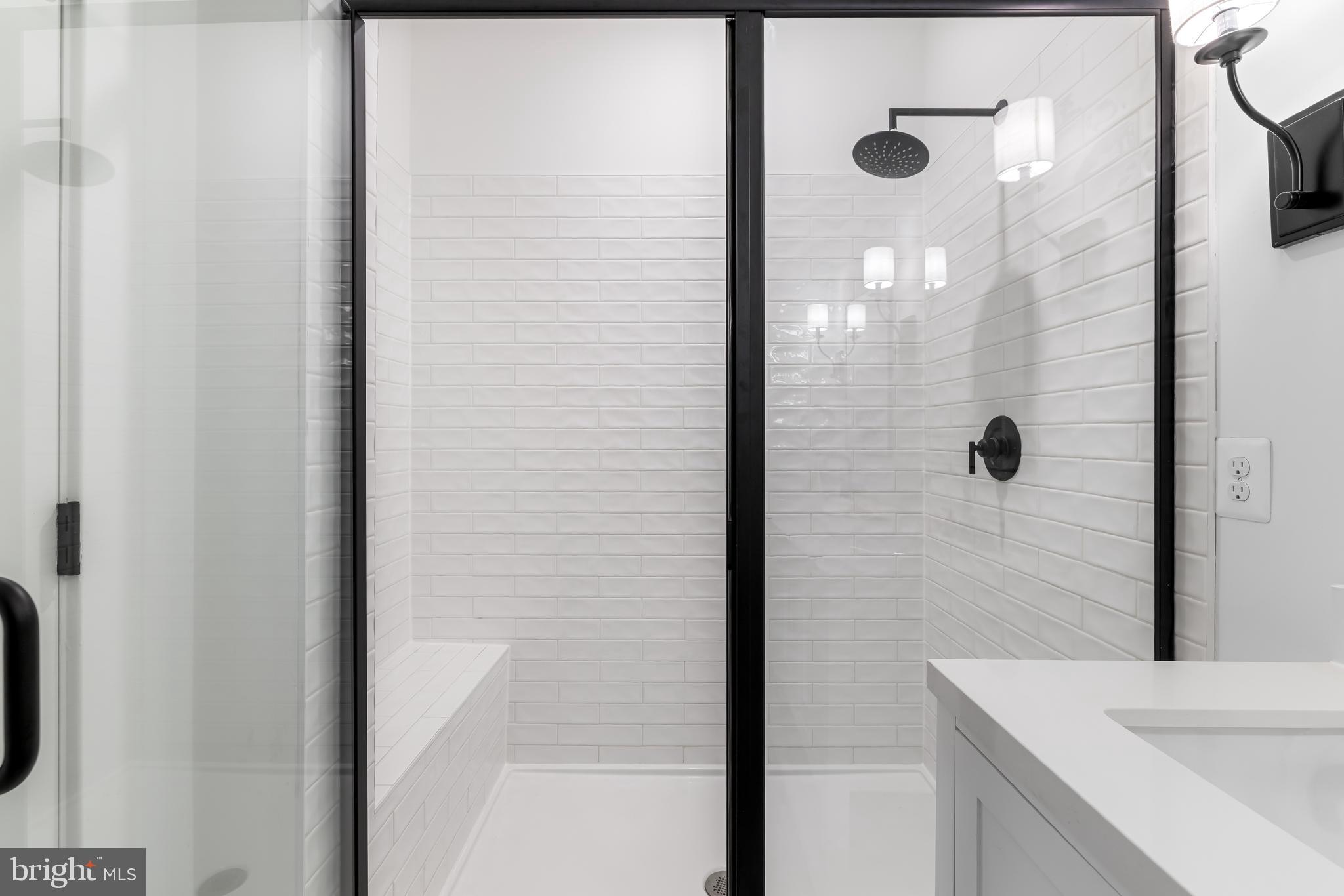 LOCKE LANDING - Residential