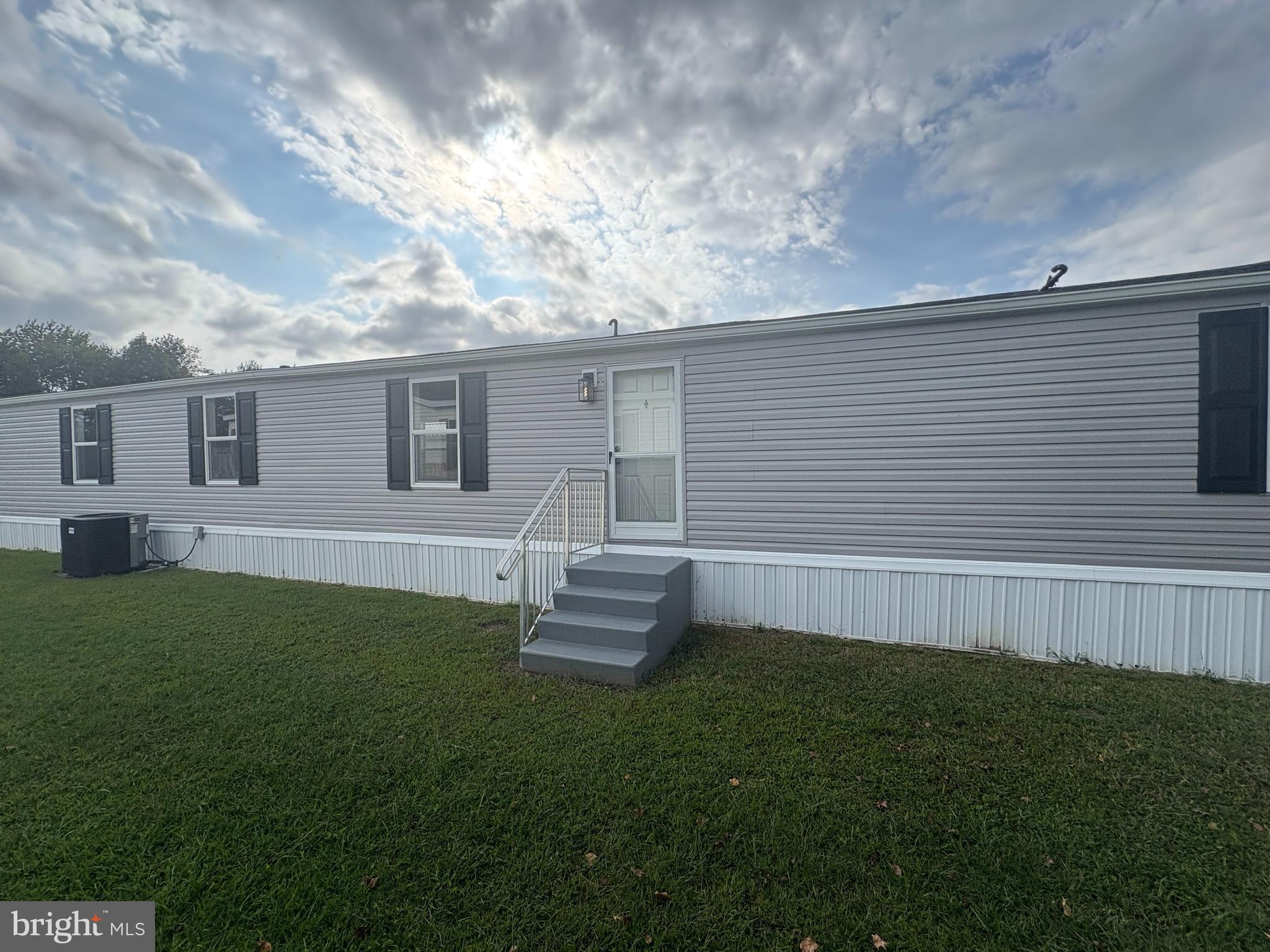 102 PINE CONE DRIVE 102