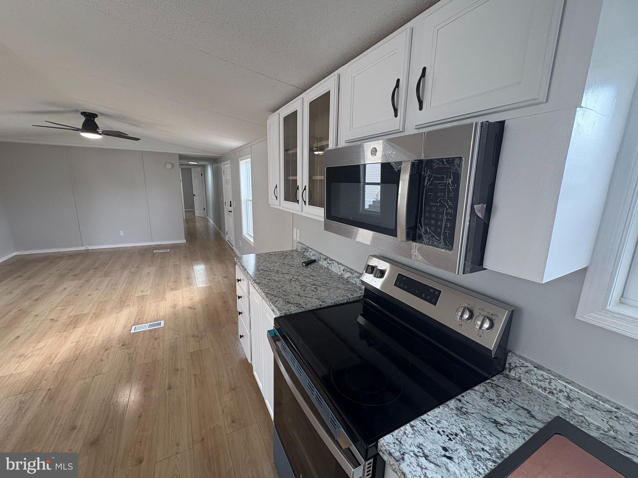 PINEWOOD ACRE - Residential