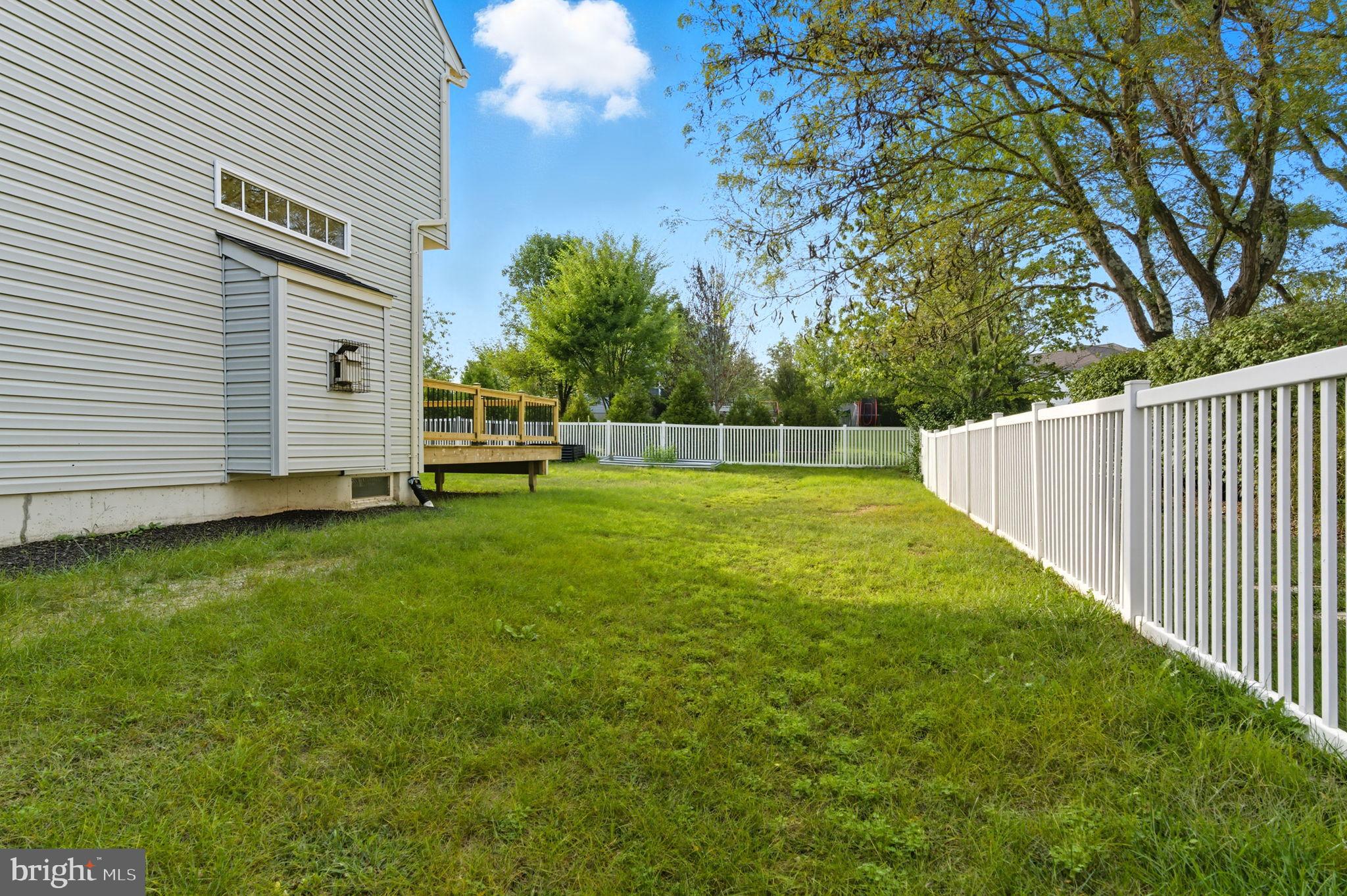 NORTH POINTE - Residential