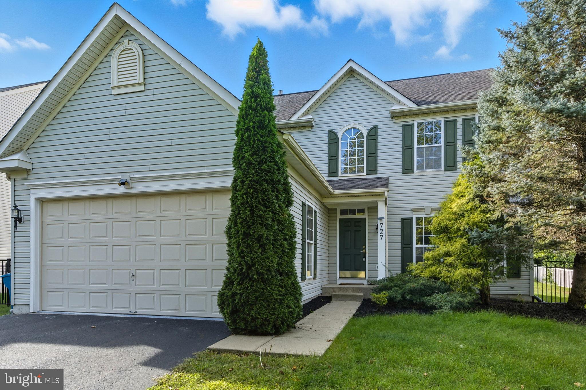 NORTH POINTE - Residential