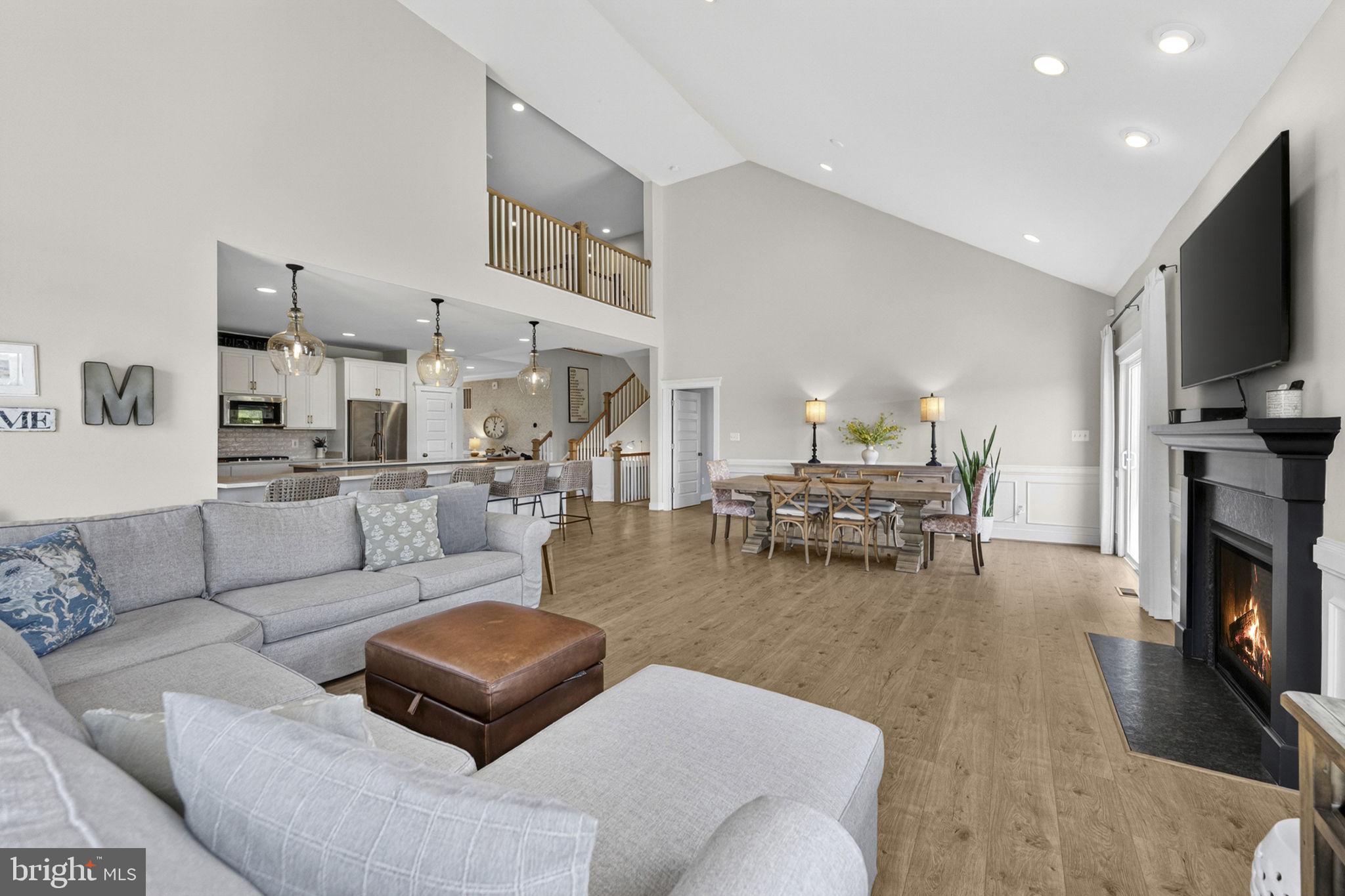 WATERFORD DOWNS - Residential