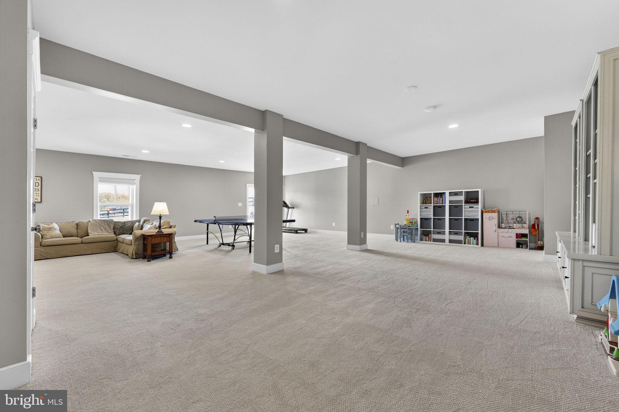WATERFORD DOWNS - Residential