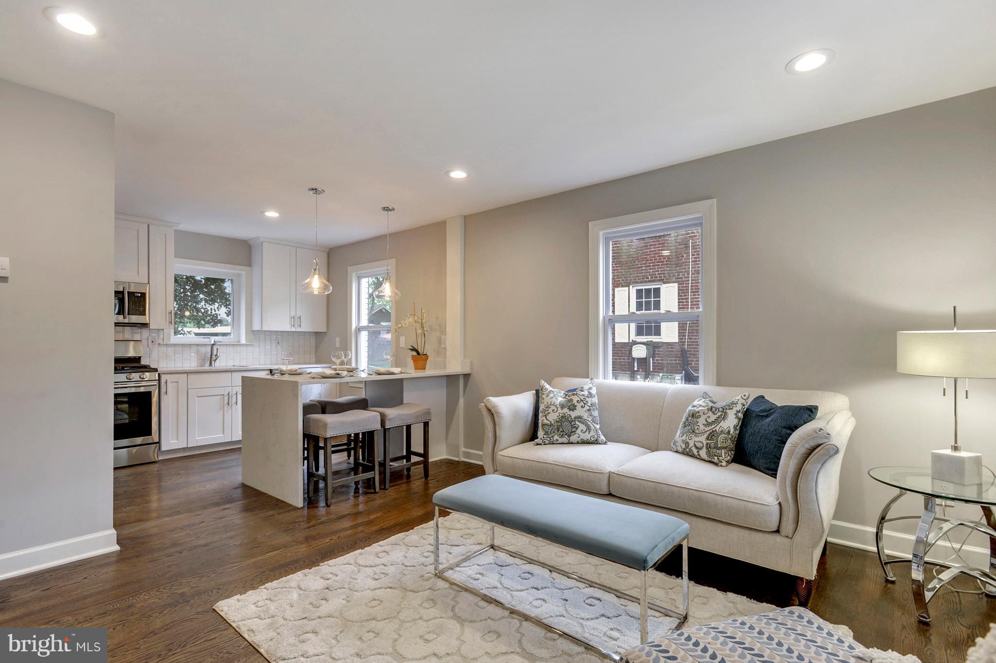 JEFFERSON MANOR - Residential