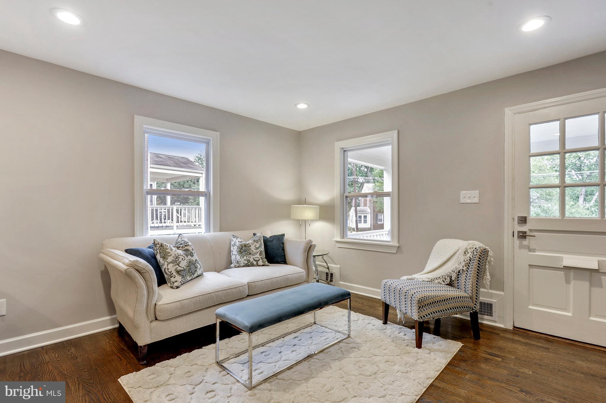 JEFFERSON MANOR - Residential