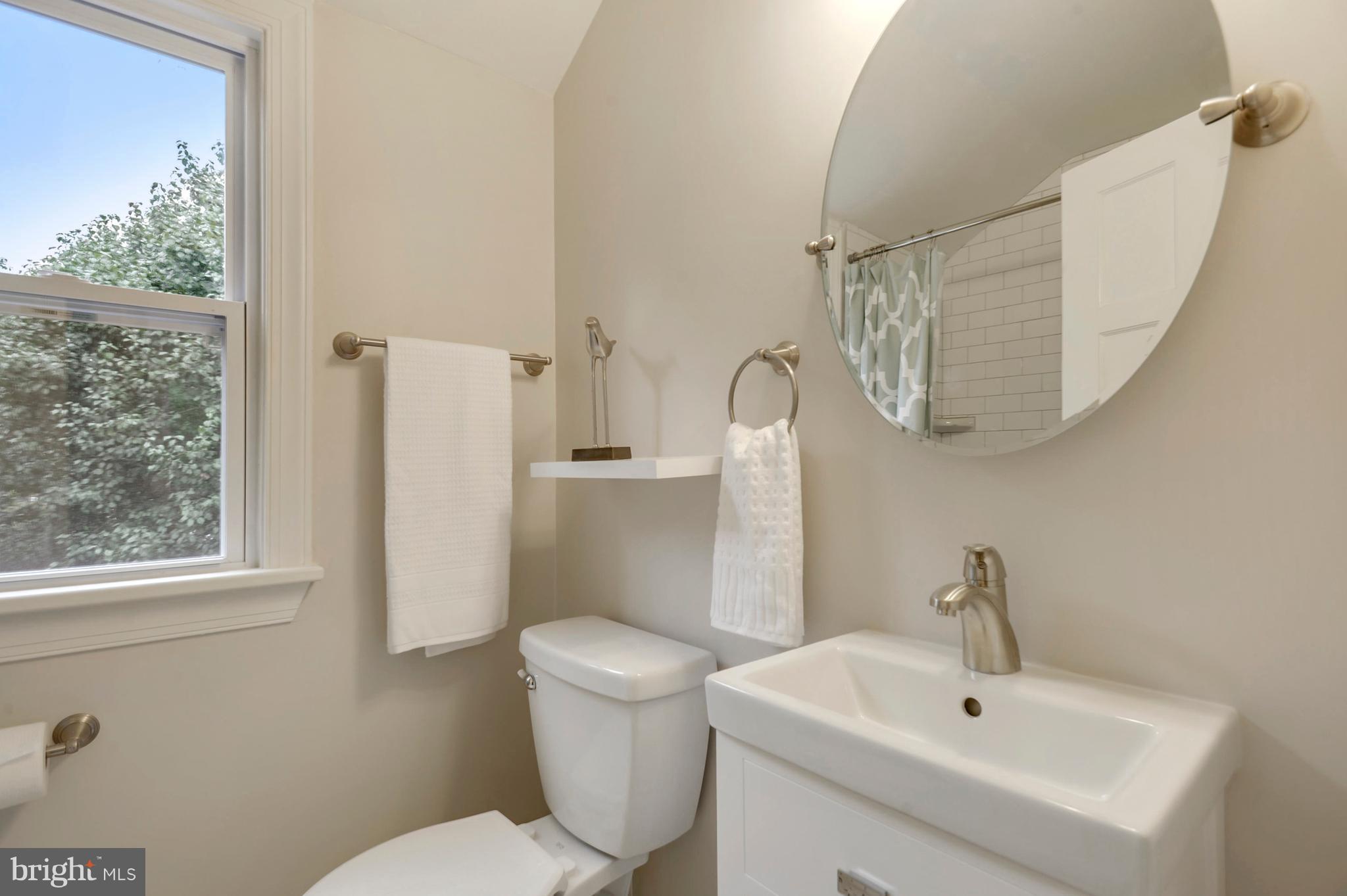 JEFFERSON MANOR - Residential