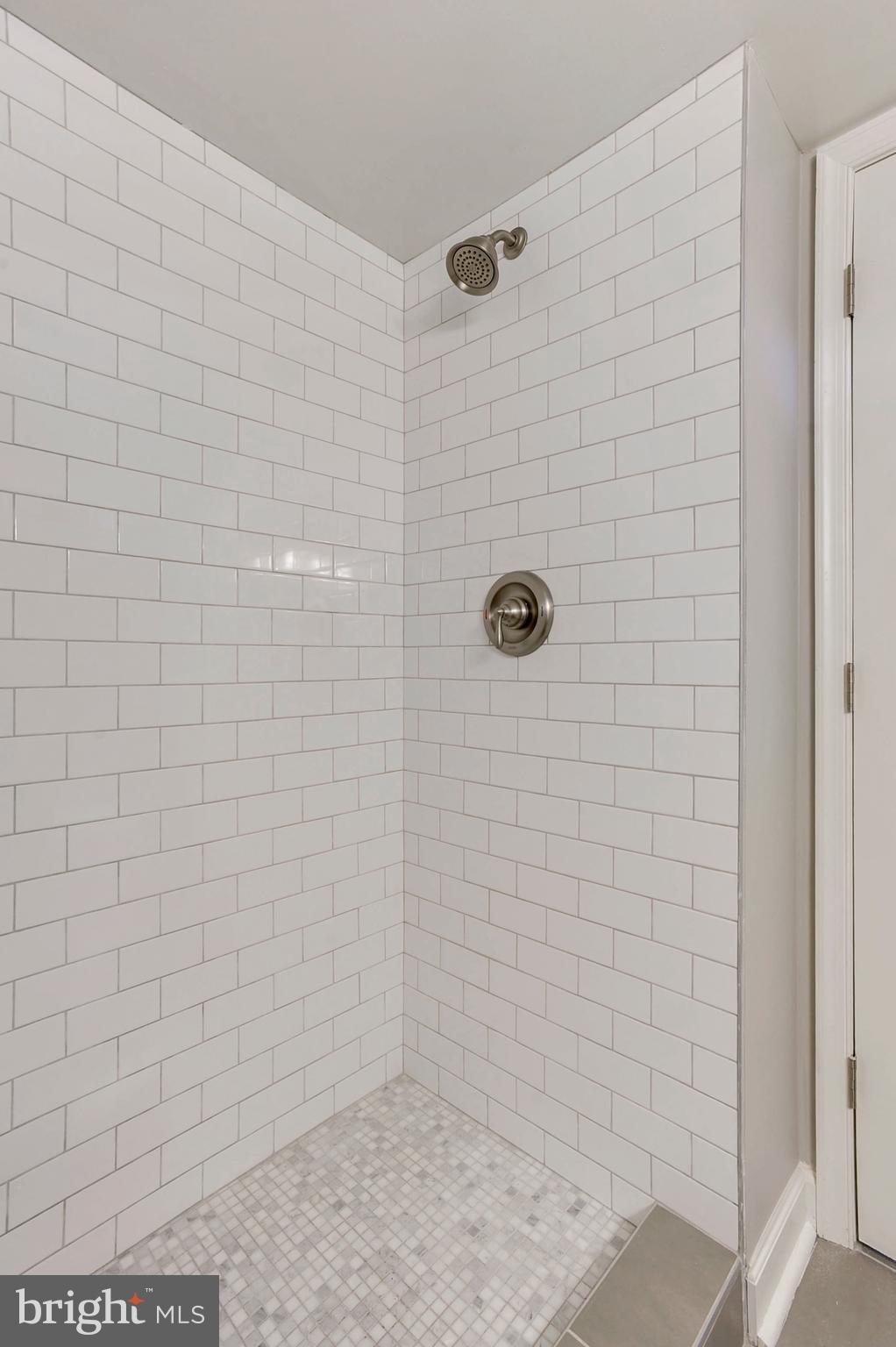 JEFFERSON MANOR - Residential