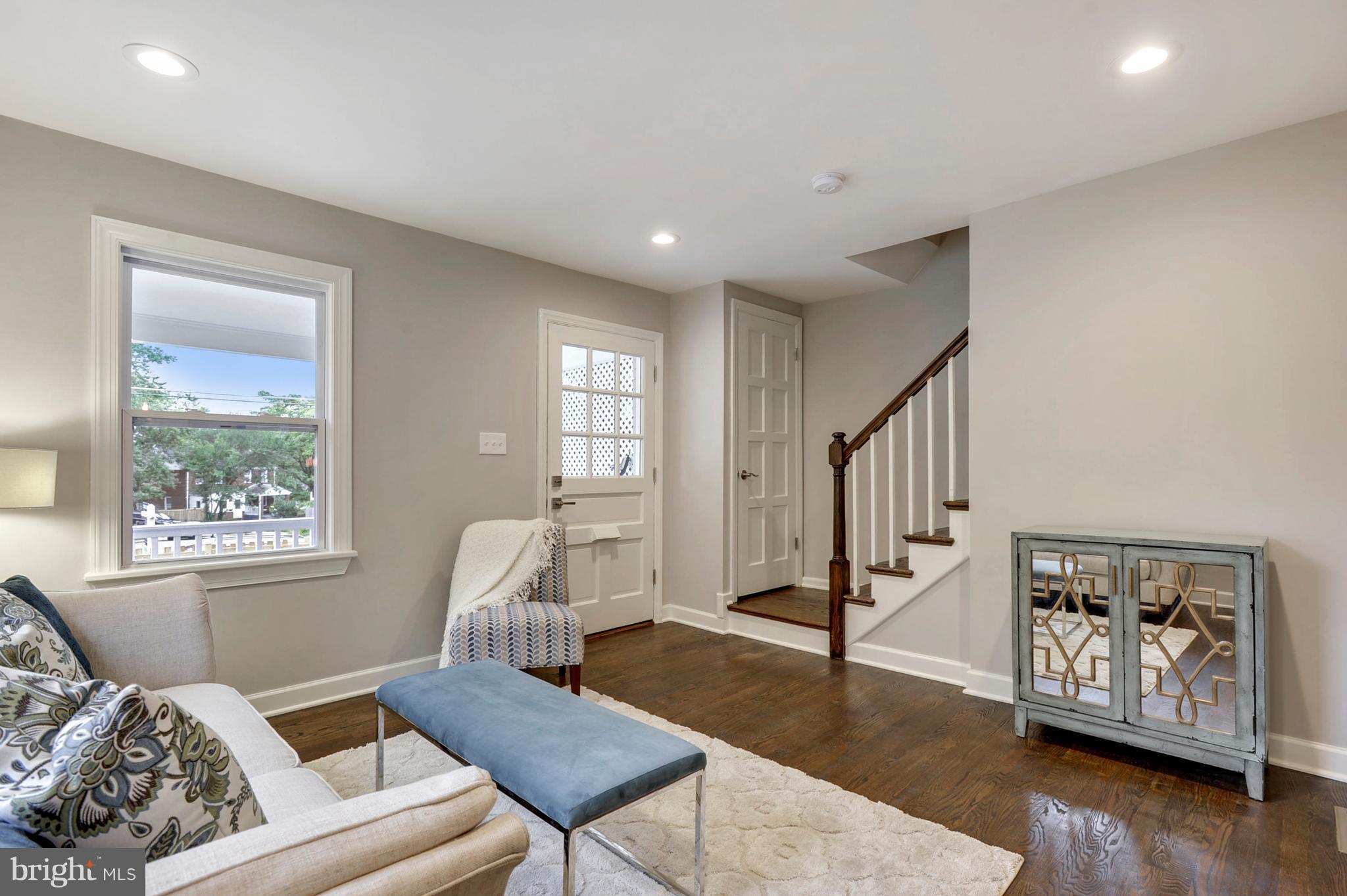 JEFFERSON MANOR - Residential