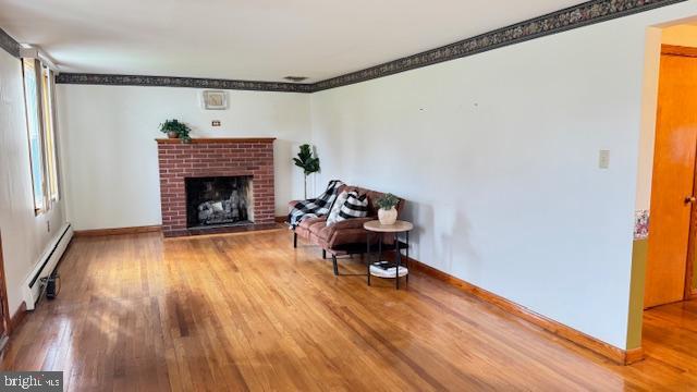 HAMPSTEAD - Residential