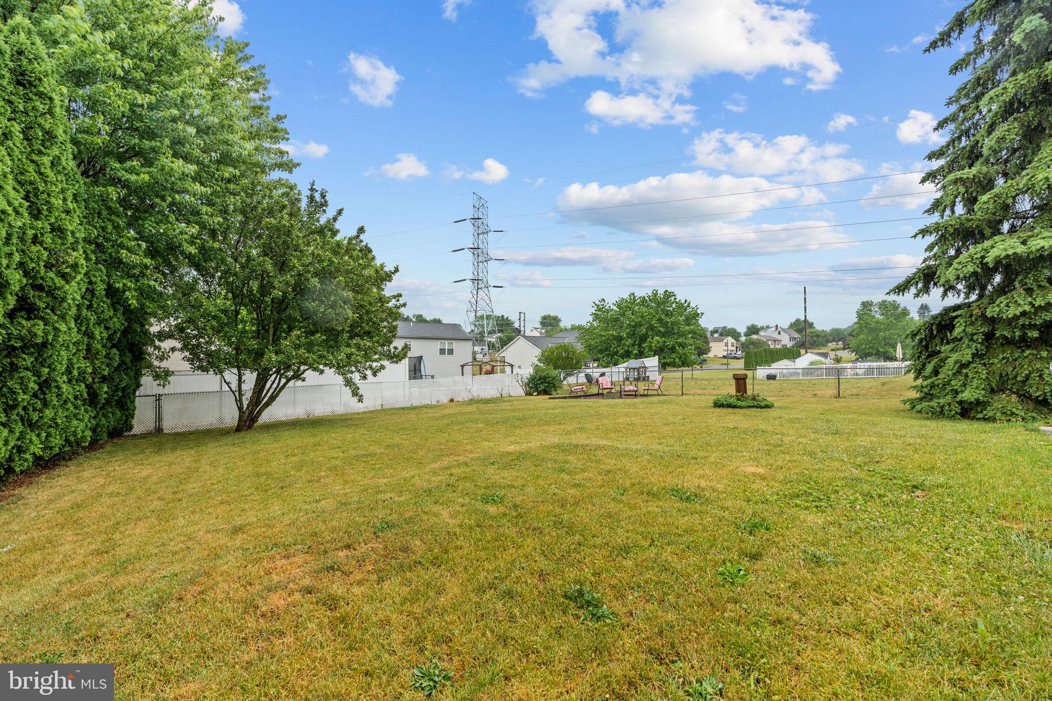 BROOKFIELD - Residential