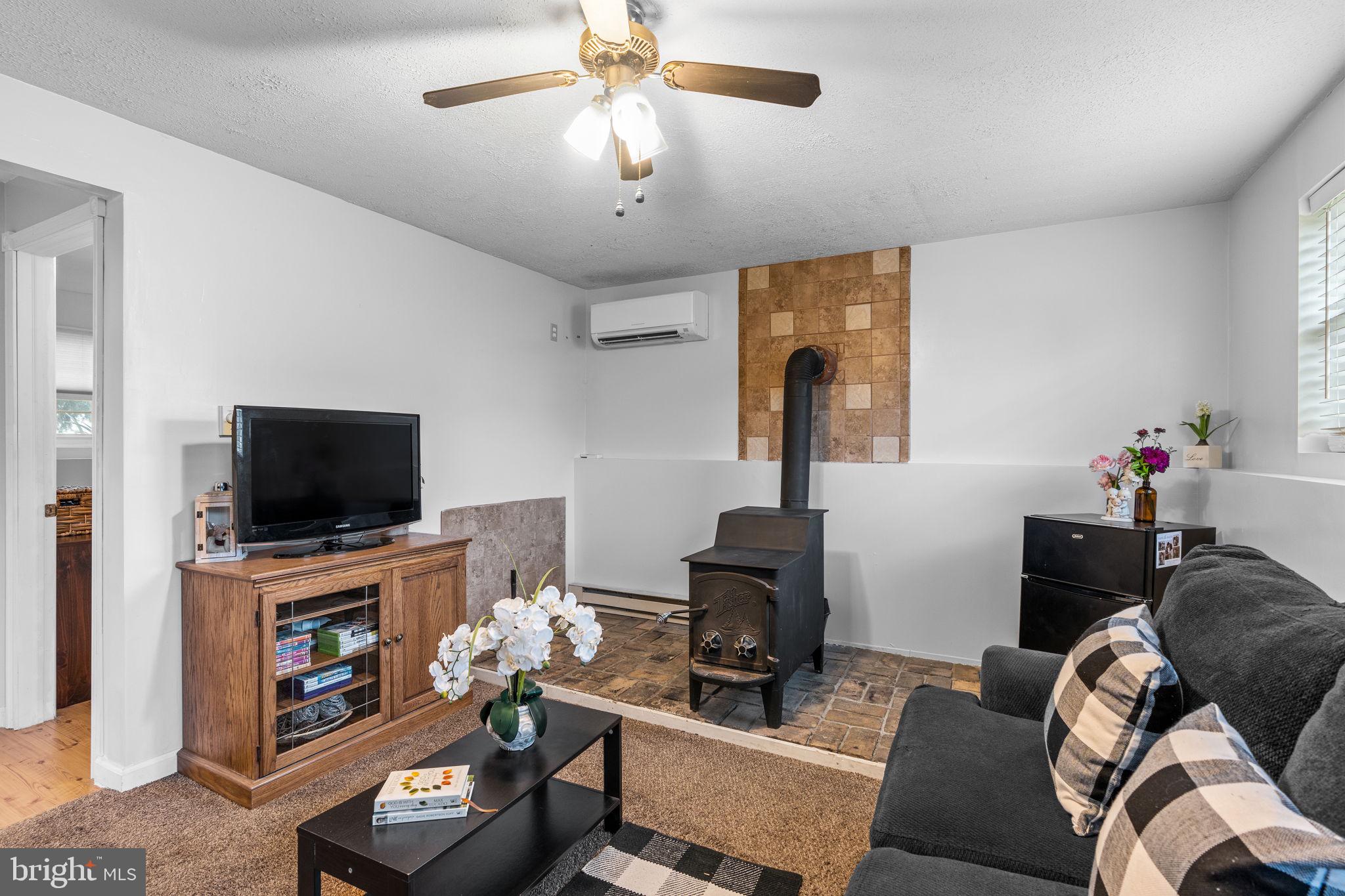 BROOKFIELD - Residential