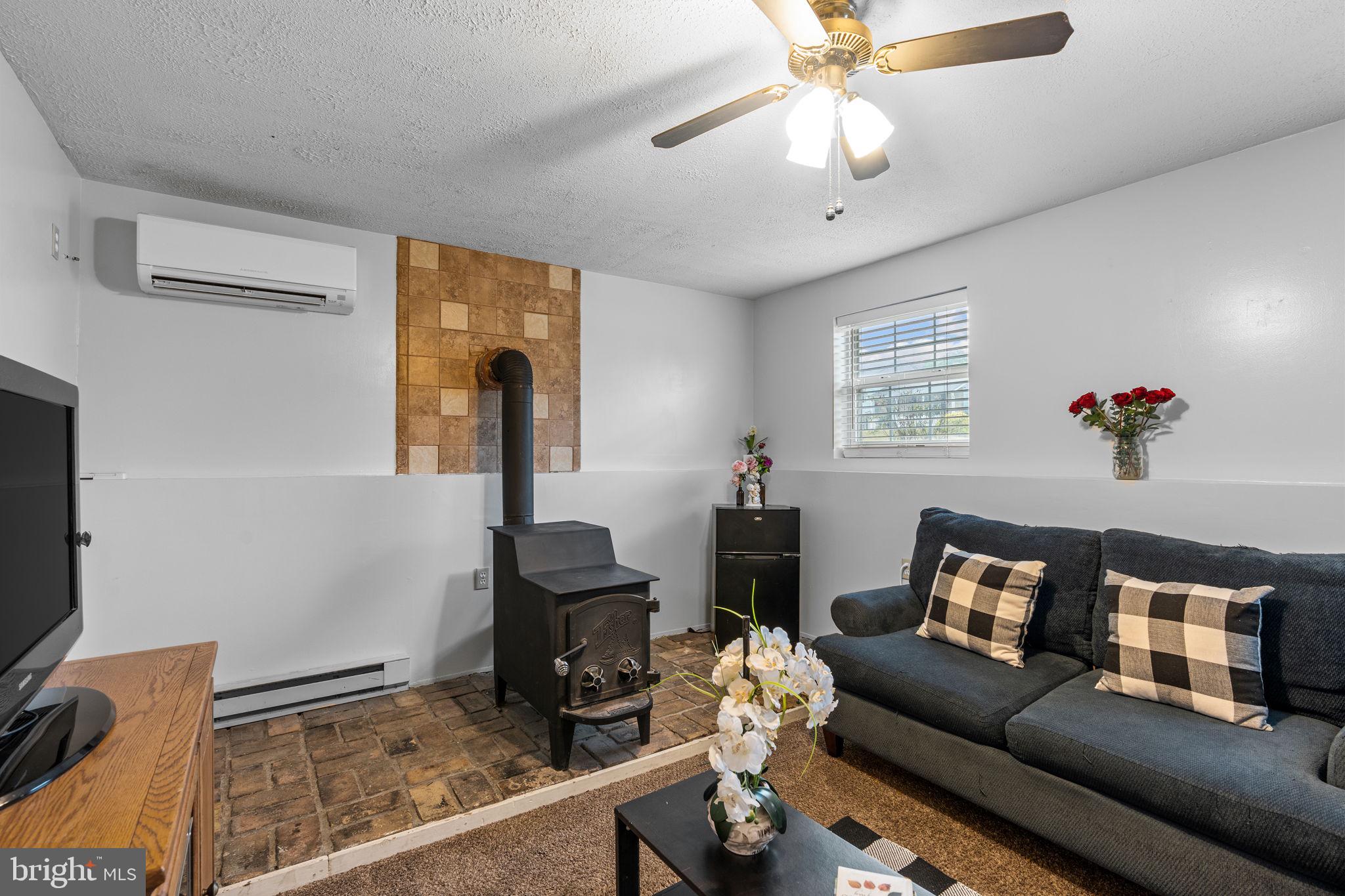 BROOKFIELD - Residential